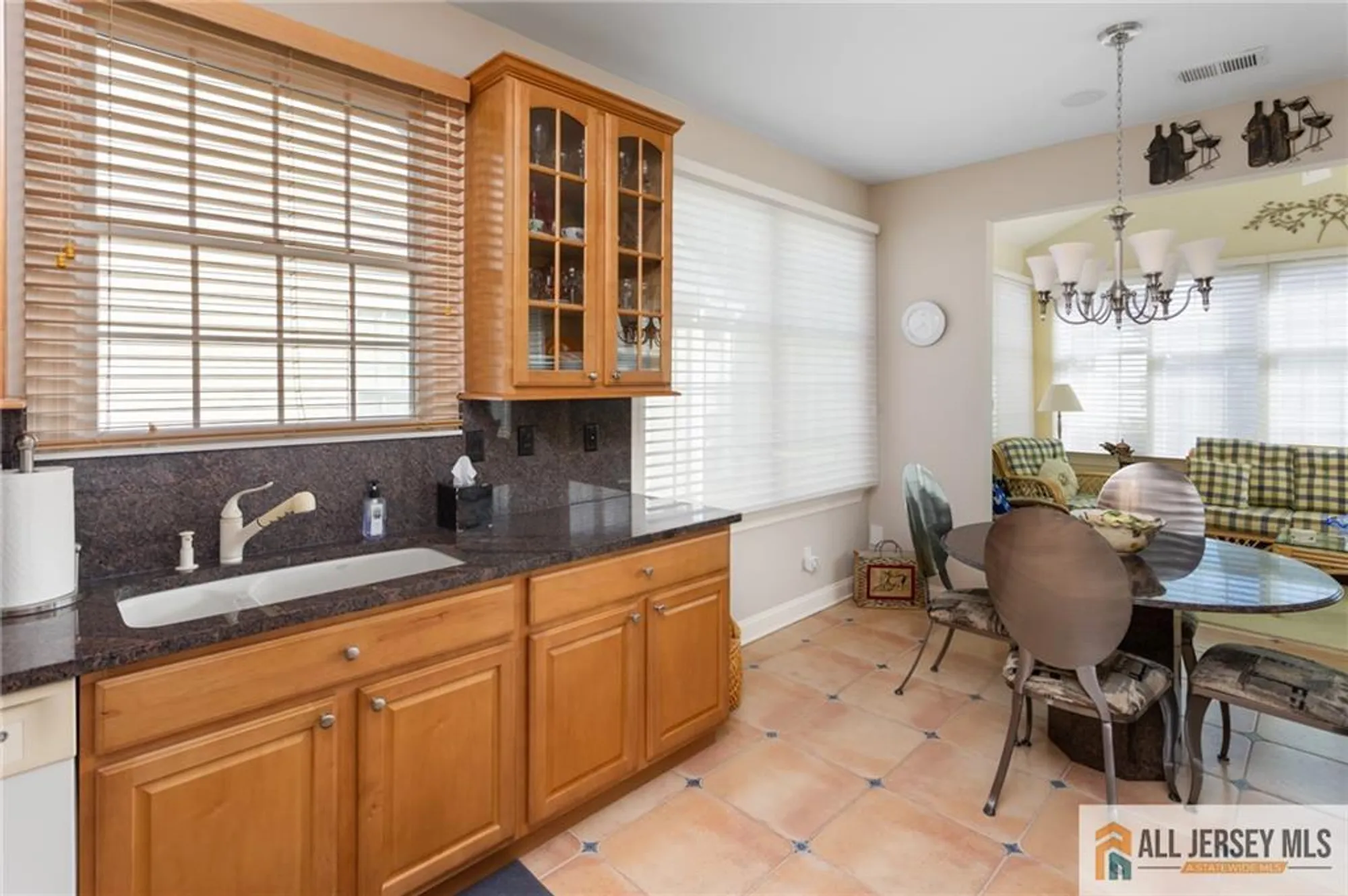 Property Slideshow image 21 of 37 | 297 heather way # 297, Monroe, NJ, 08831
