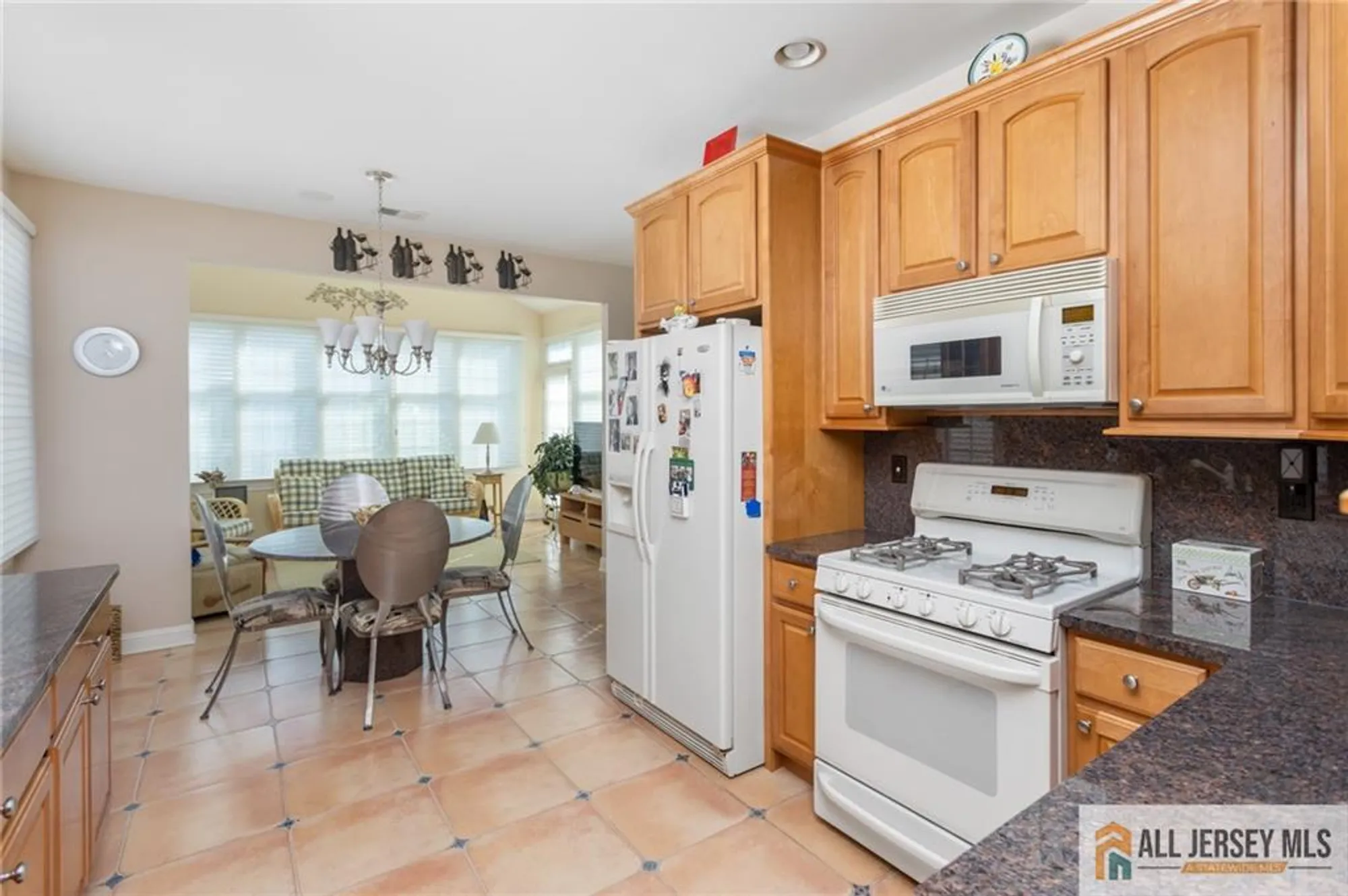 Property Slideshow image 20 of 37 | 297 heather way # 297, Monroe, NJ, 08831