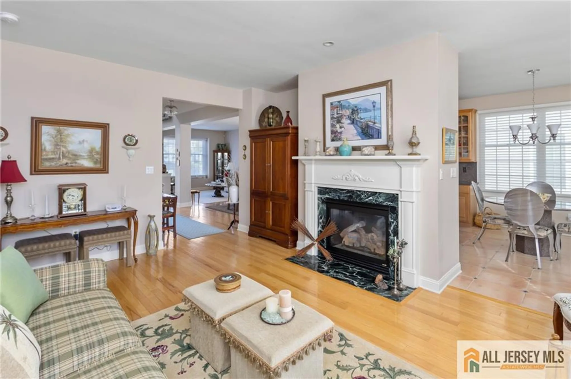 Property Slideshow image 16 of 37 | 297 heather way # 297, Monroe, NJ, 08831