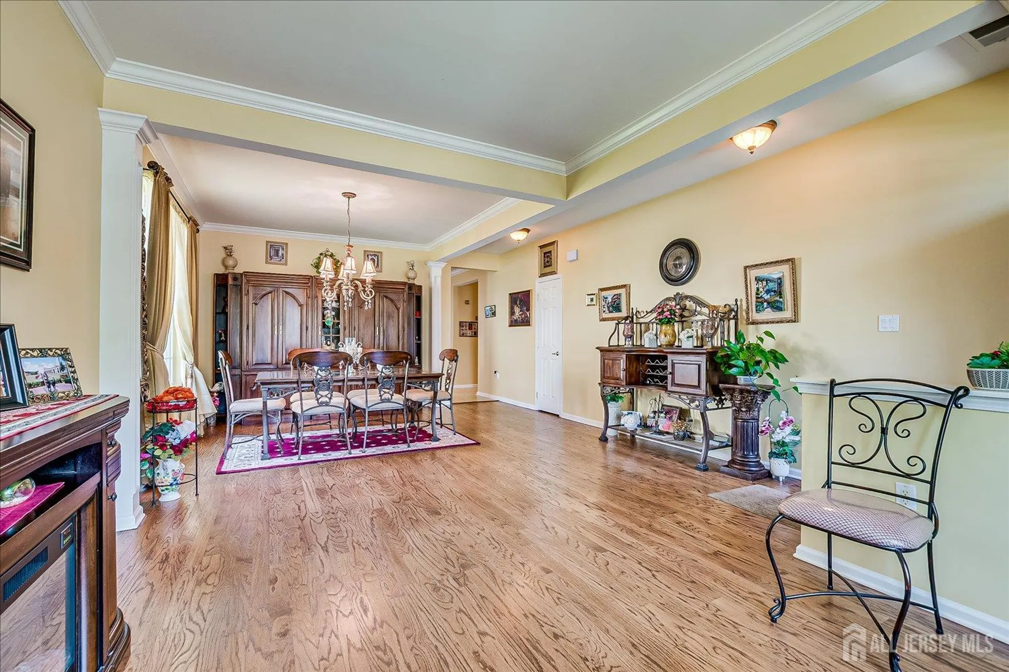 Property Slideshow image 11 of 52 | 22 silver charm rd, Manalapan, NJ, 07726