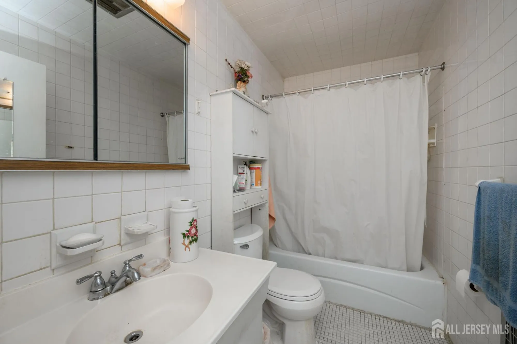 Property Slideshow image 15 of 24 | 12 zacatin rd a, Freehold, NJ, 07728