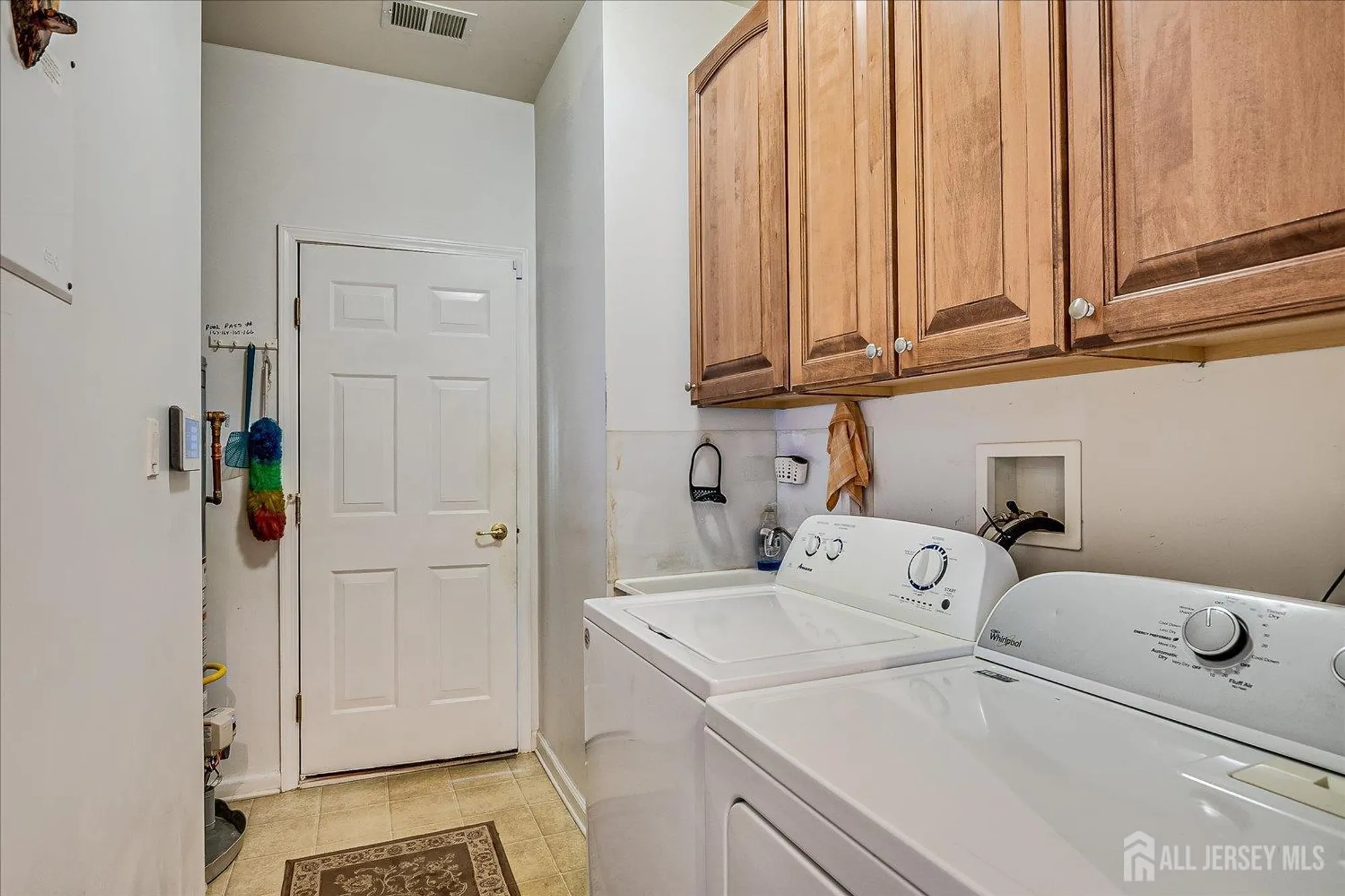 Property Slideshow image 33 of 52 | 22 silver charm rd, Manalapan, NJ, 07726