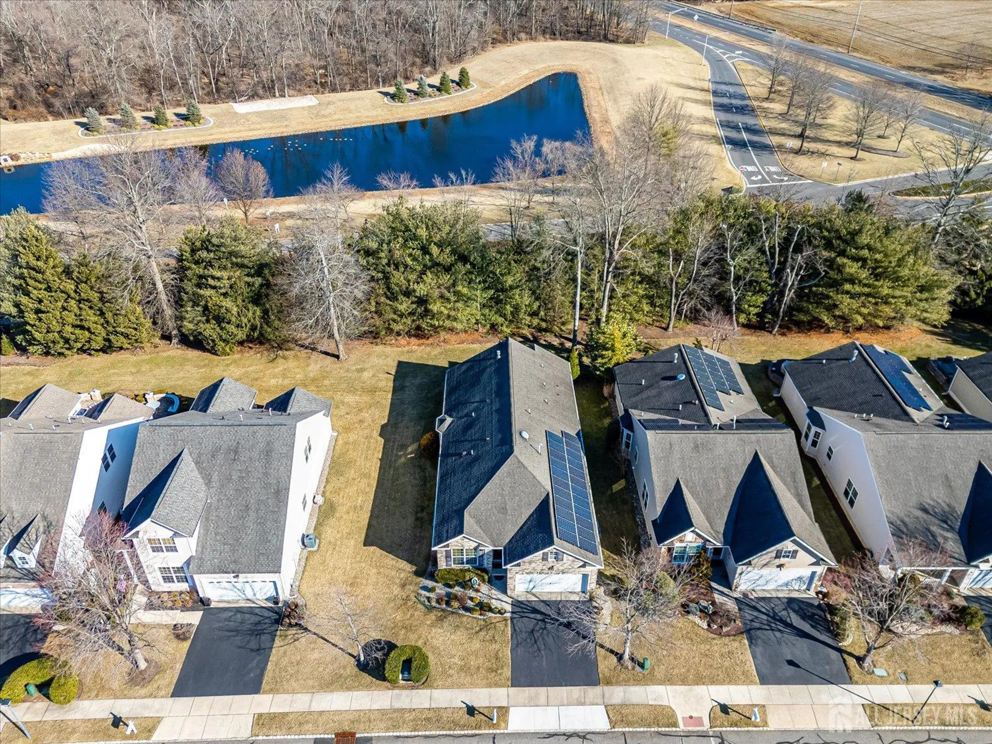 Property Slideshow image 38 of 52 | 22 silver charm rd, Manalapan, NJ, 07726