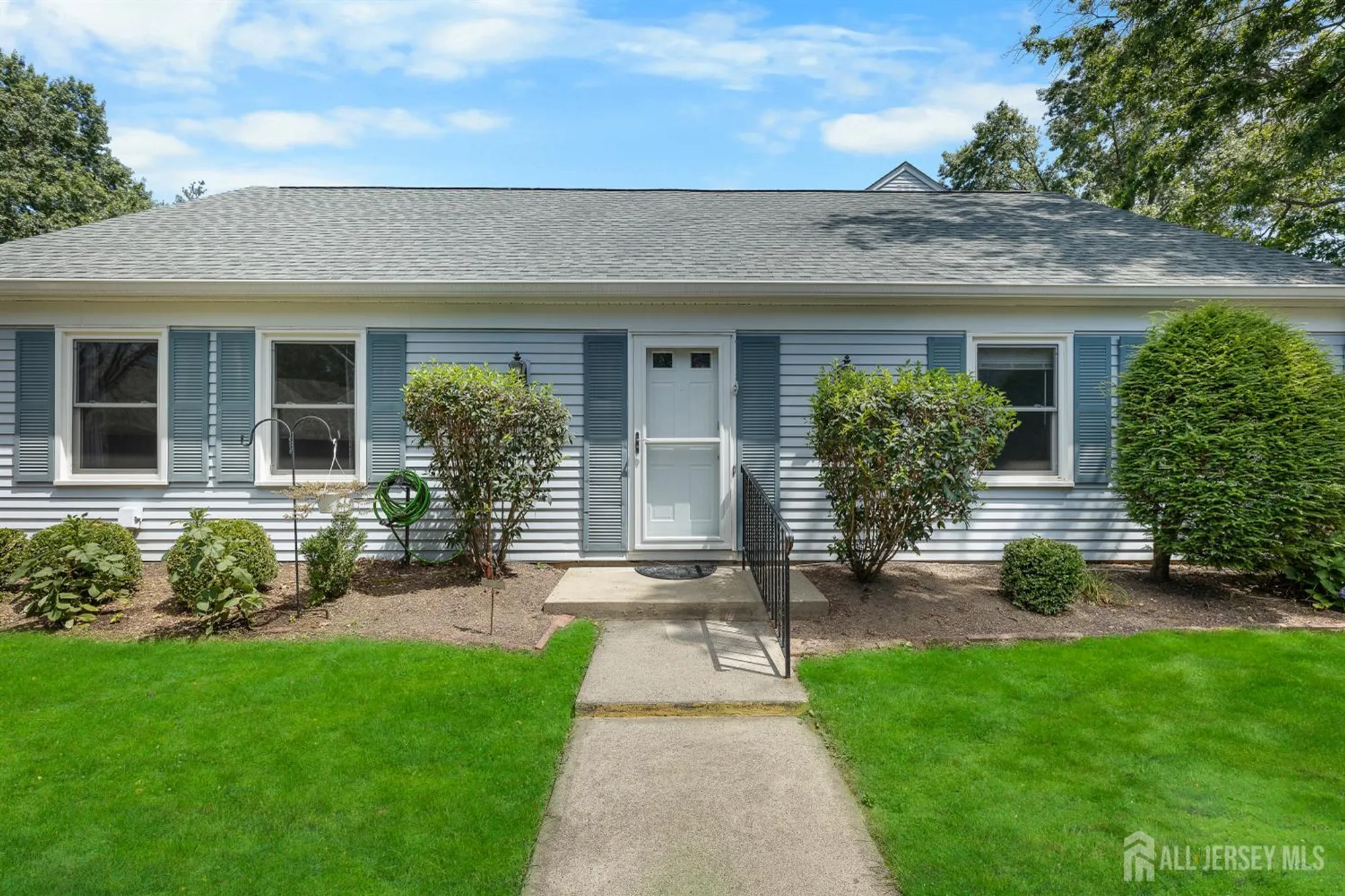 Property Slideshow image 4 of 42 | 394c orrington ln, Monroe, NJ, 08831