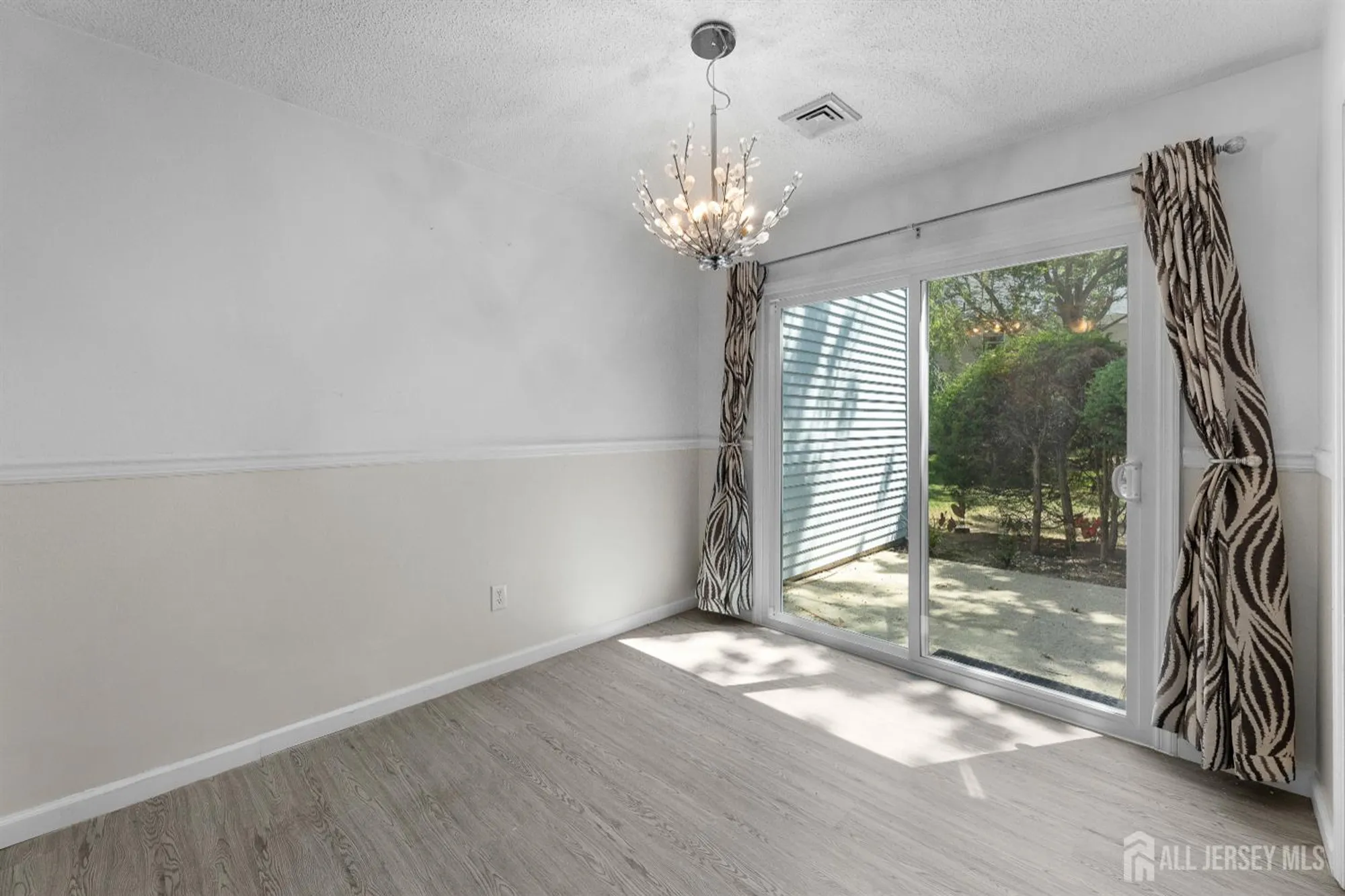 Property Slideshow image 15 of 42 | 394c orrington ln, Monroe, NJ, 08831