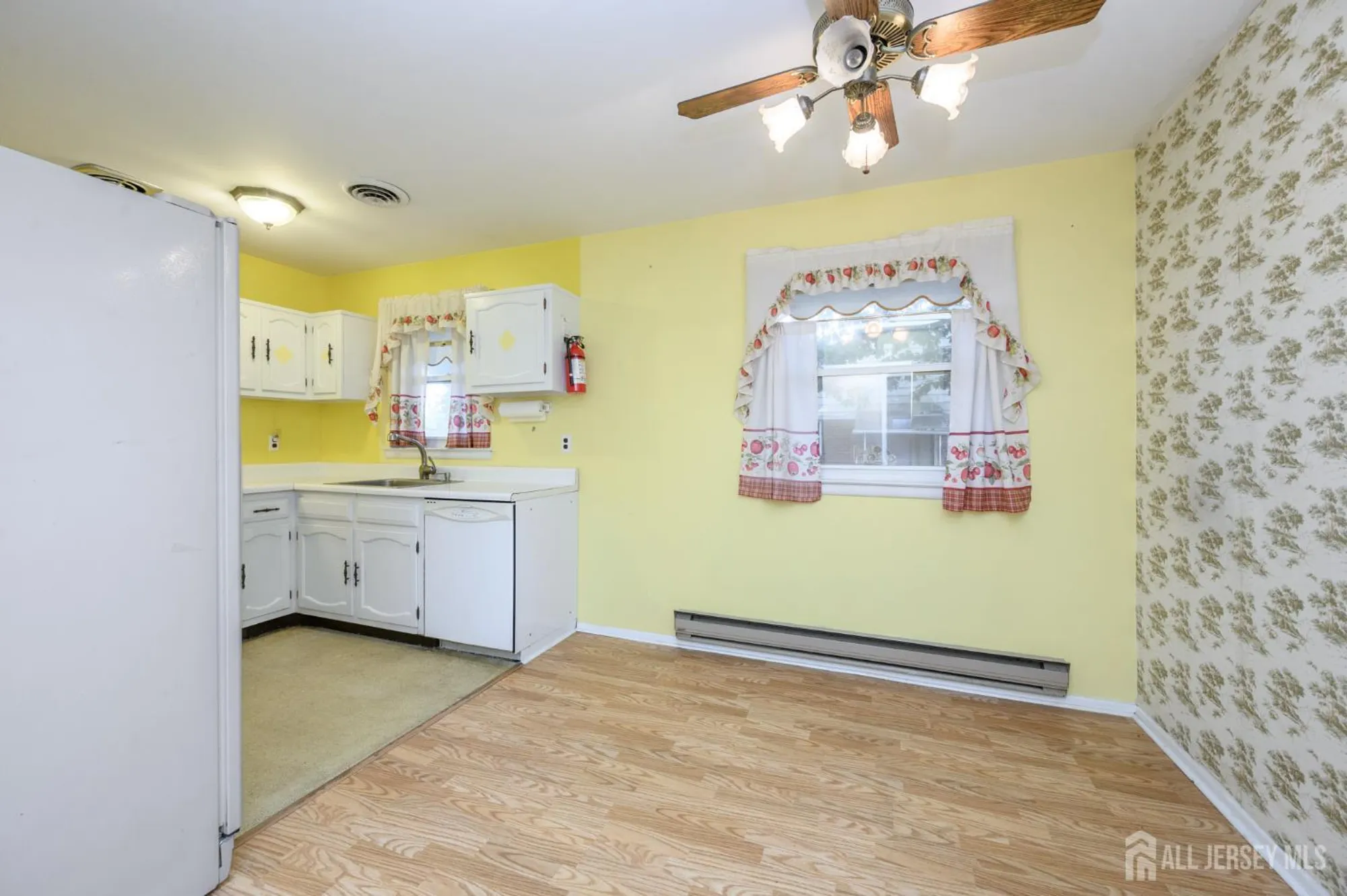 Property Slideshow image 12 of 27 | 4a salem dr, Whiting, NJ, 08759