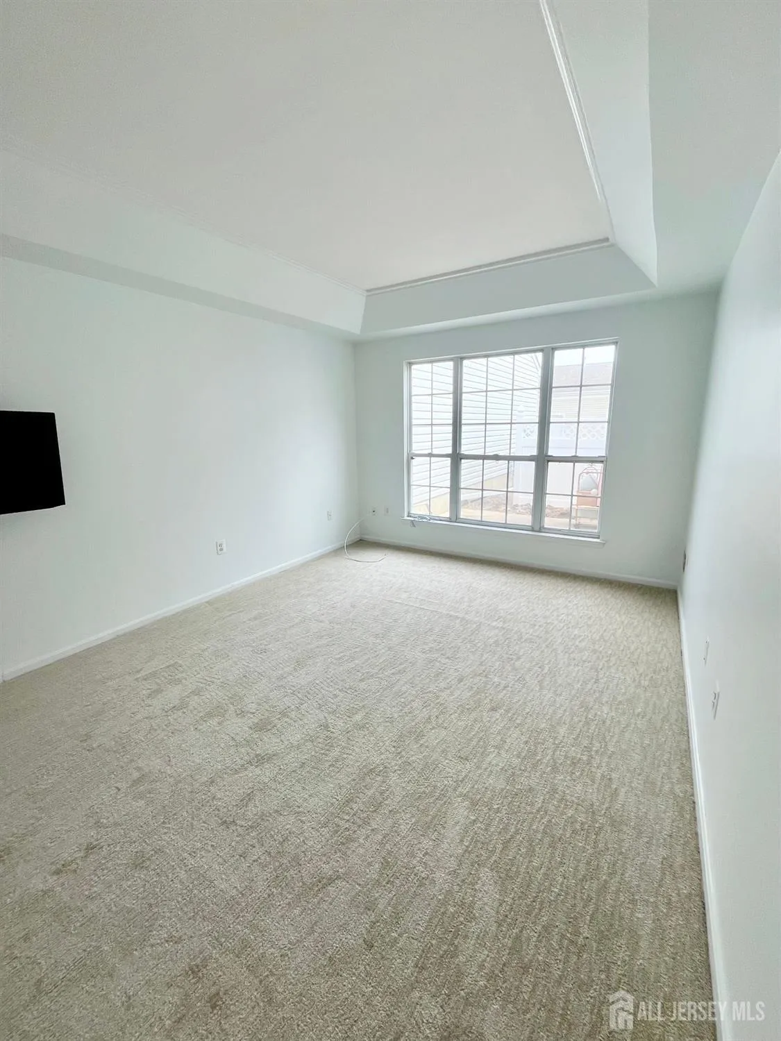 Property Slideshow image 8 of 18 | 409 harrier dr, Monroe, NJ, 08831