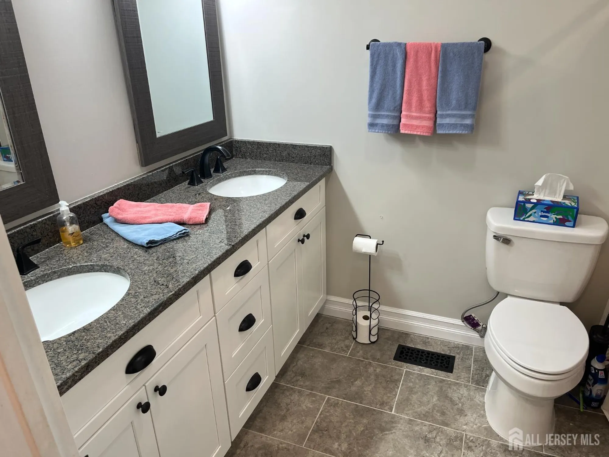 Property Slideshow image 20 of 27 | 8b john paul jones dr, Monroe, NJ, 08831