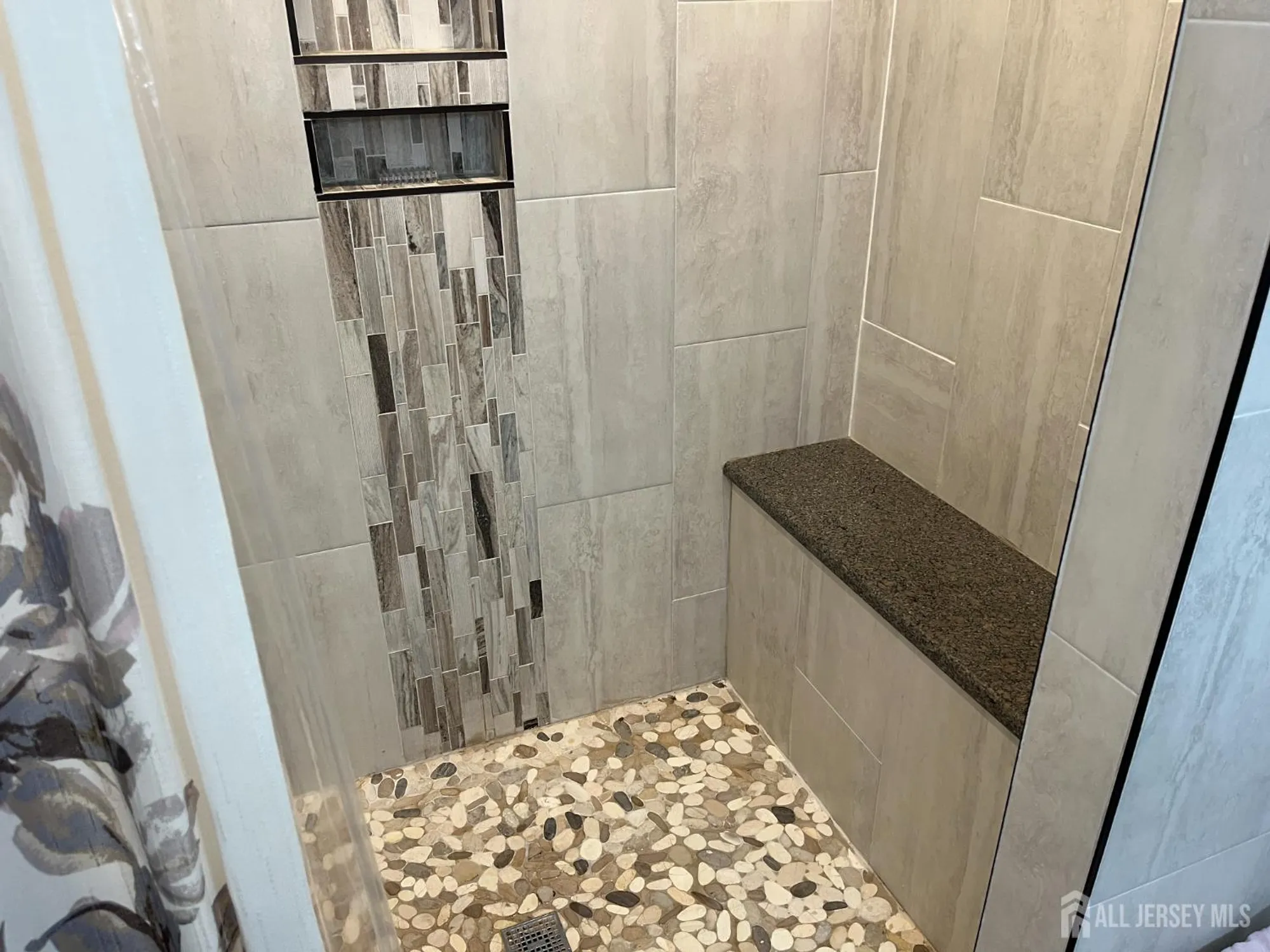 Property Slideshow image 23 of 27 | 8b john paul jones dr, Monroe, NJ, 08831