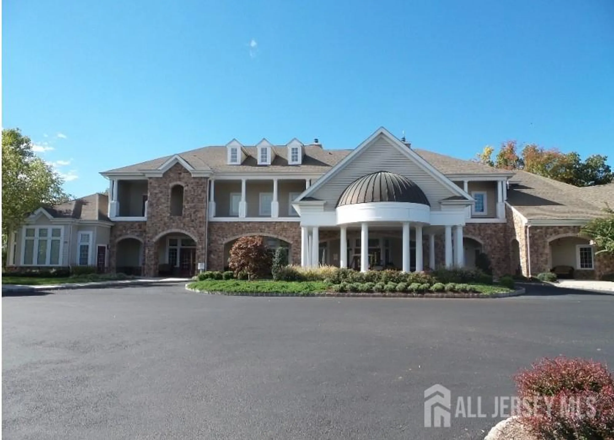 Property Slideshow image 29 of 36 | 448 crossfields ln, Somerset, NJ, 08873