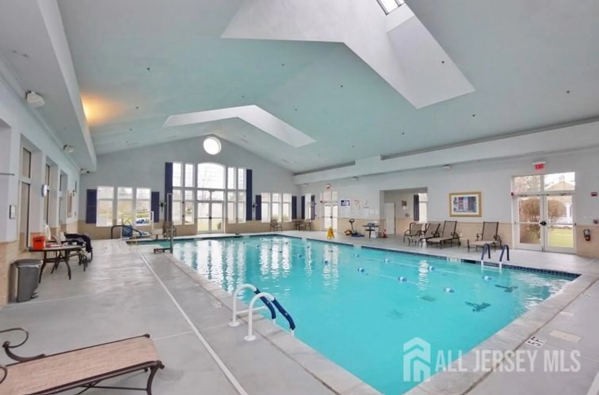 Property Slideshow image 32 of 36 | 448 crossfields ln, Somerset, NJ, 08873