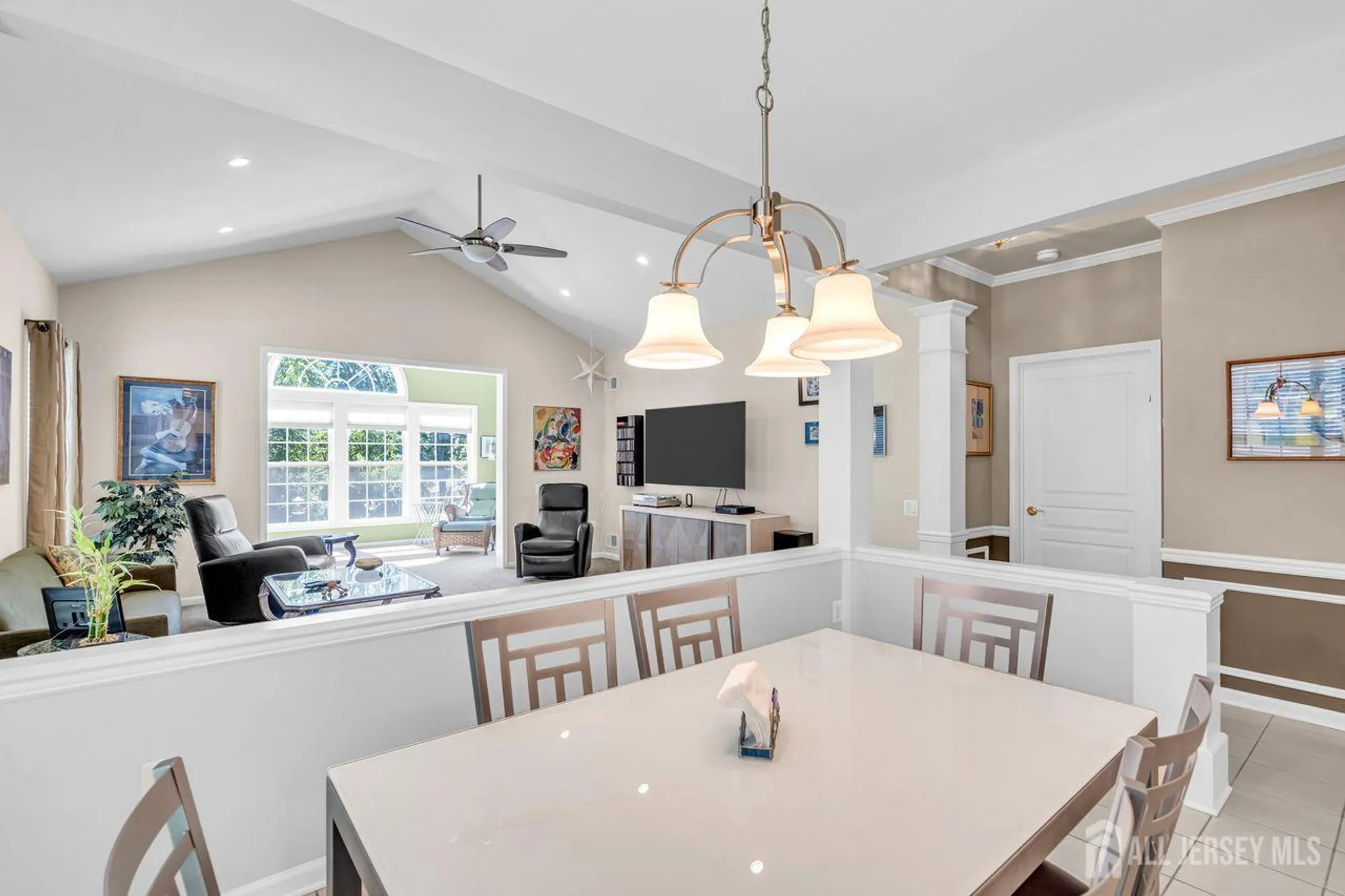 Property Slideshow image 13 of 36 | 448 crossfields ln, Somerset, NJ, 08873