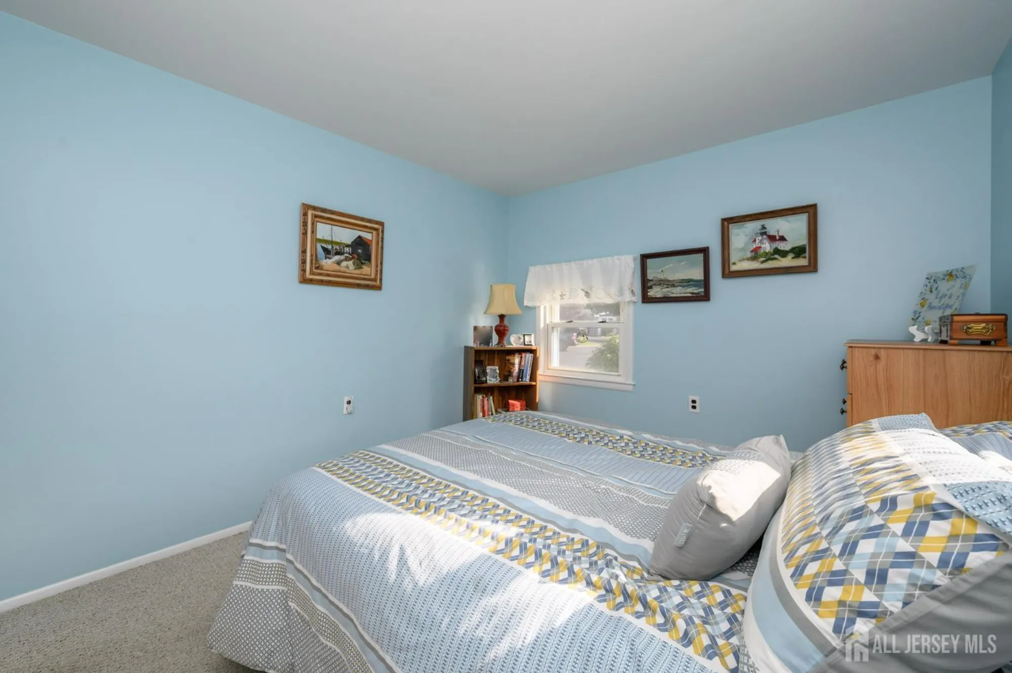 Property Slideshow image 20 of 35 | 11 graham ct, Brick, NJ, 08724