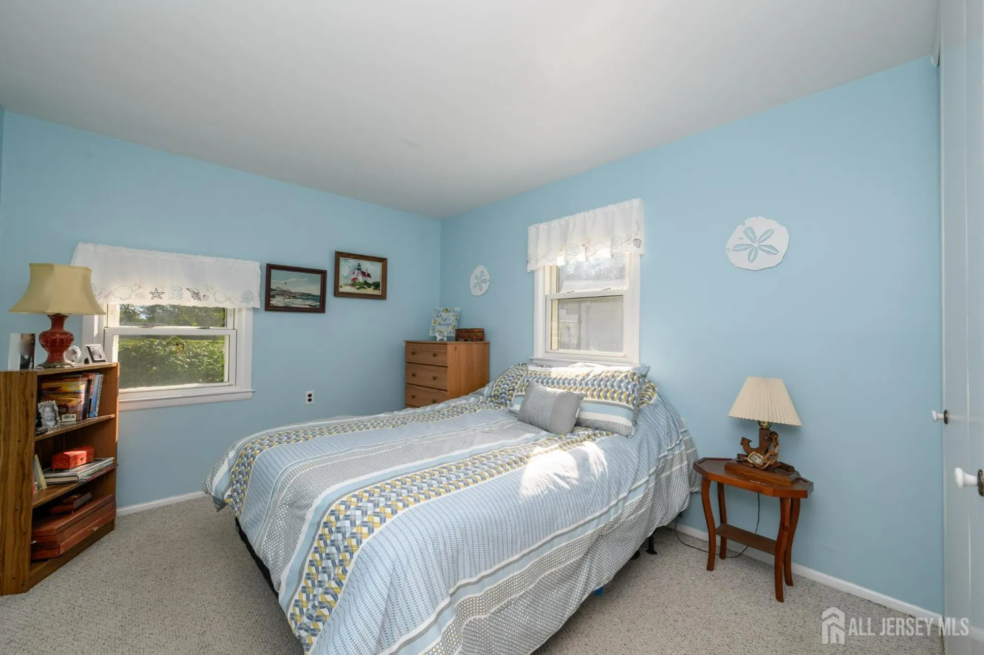 Property Slideshow image 19 of 35 | 11 graham ct, Brick, NJ, 08724