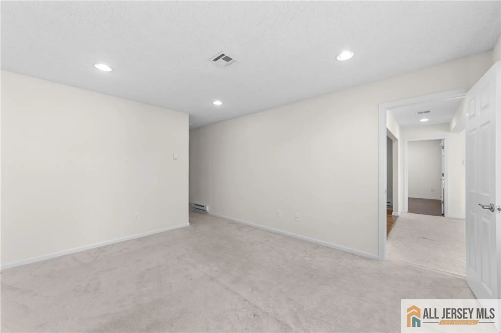 Property Slideshow image 15 of 26 | 297 yardley dr 297a, Monroe, NJ, 08831