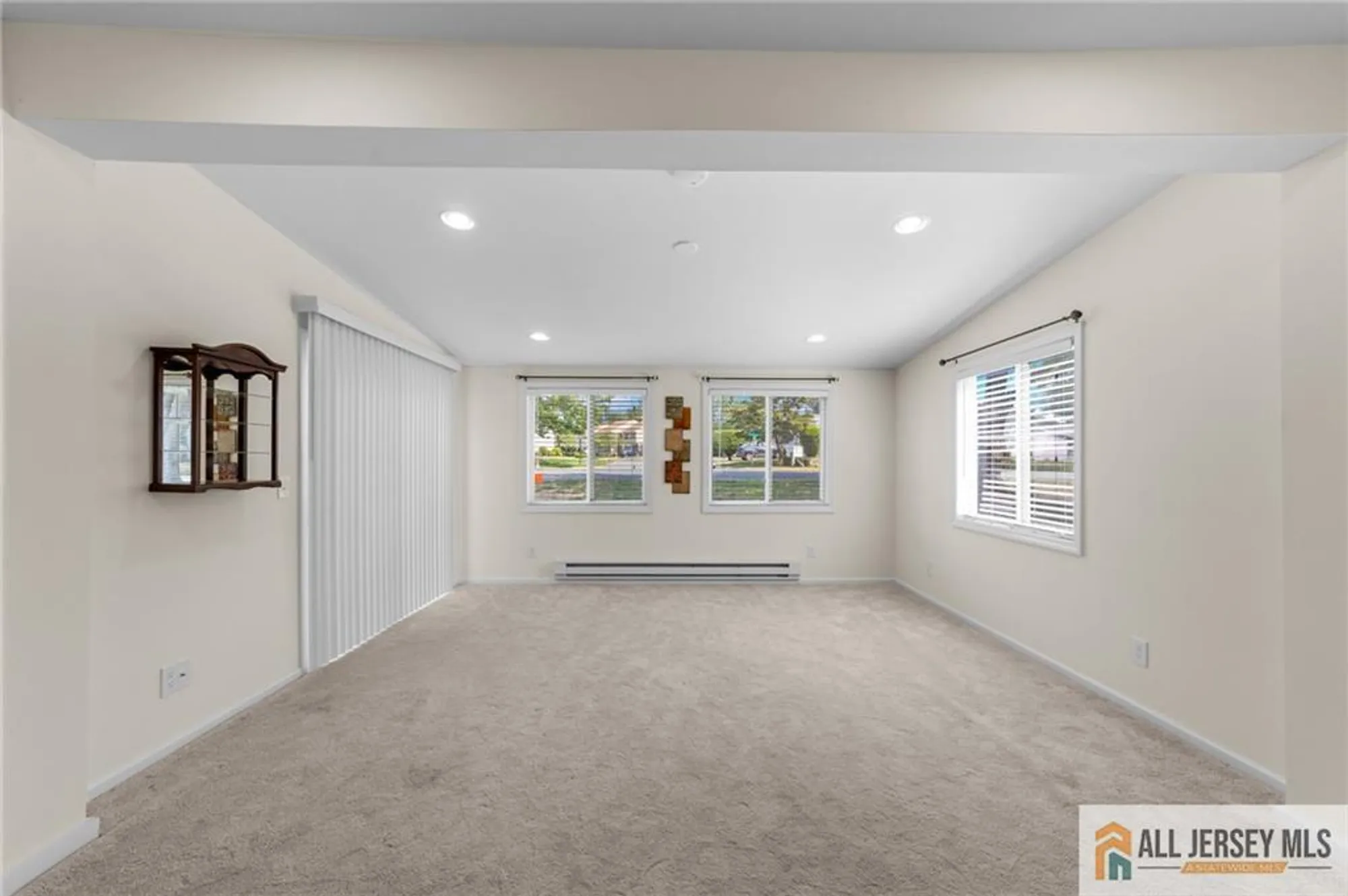 Property Slideshow image 7 of 26 | 297 yardley dr 297a, Monroe, NJ, 08831