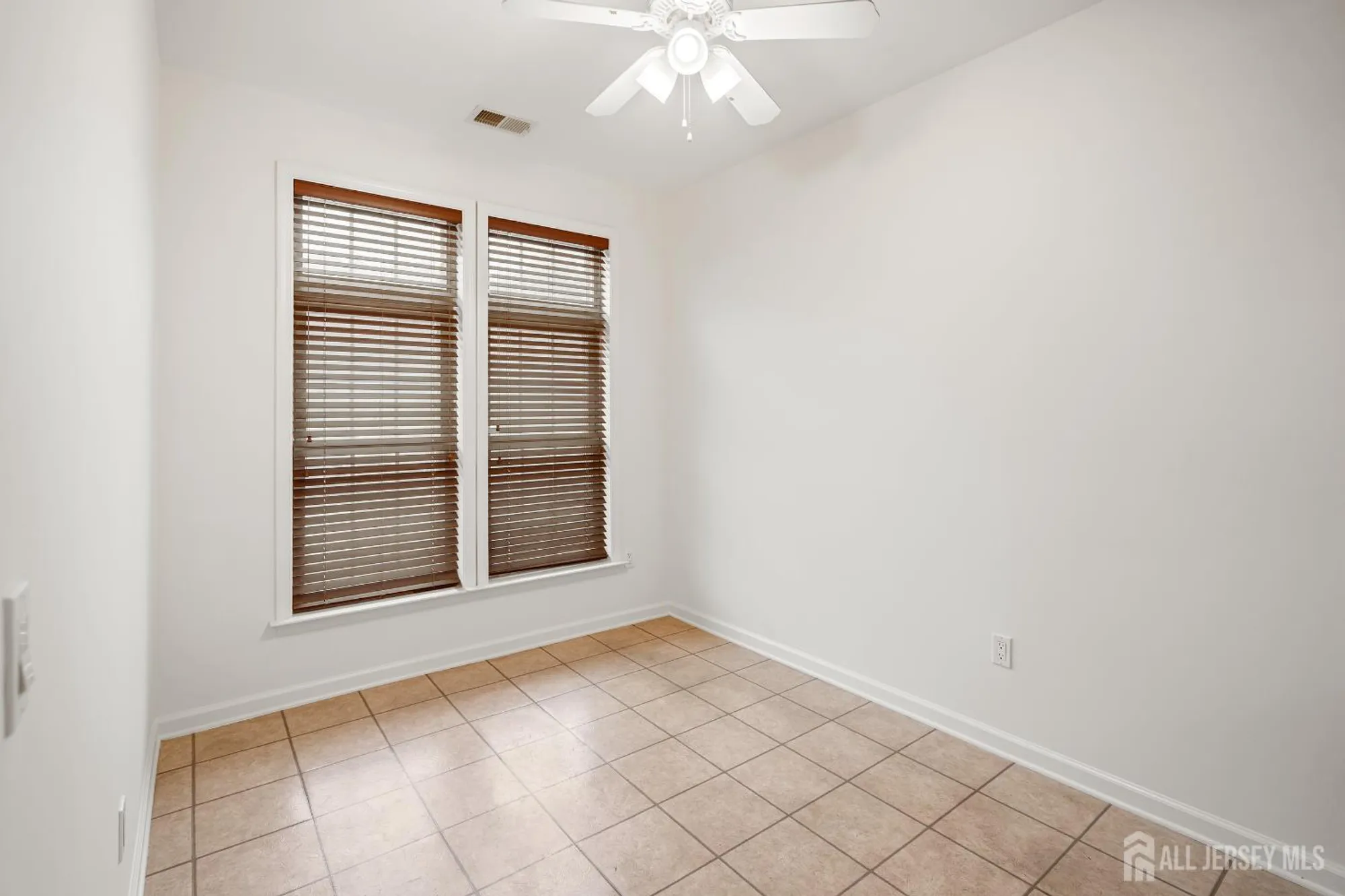 Property Slideshow image 10 of 39 | 1204 cedar village blvd # 204, East Brunswick, NJ, 08816
