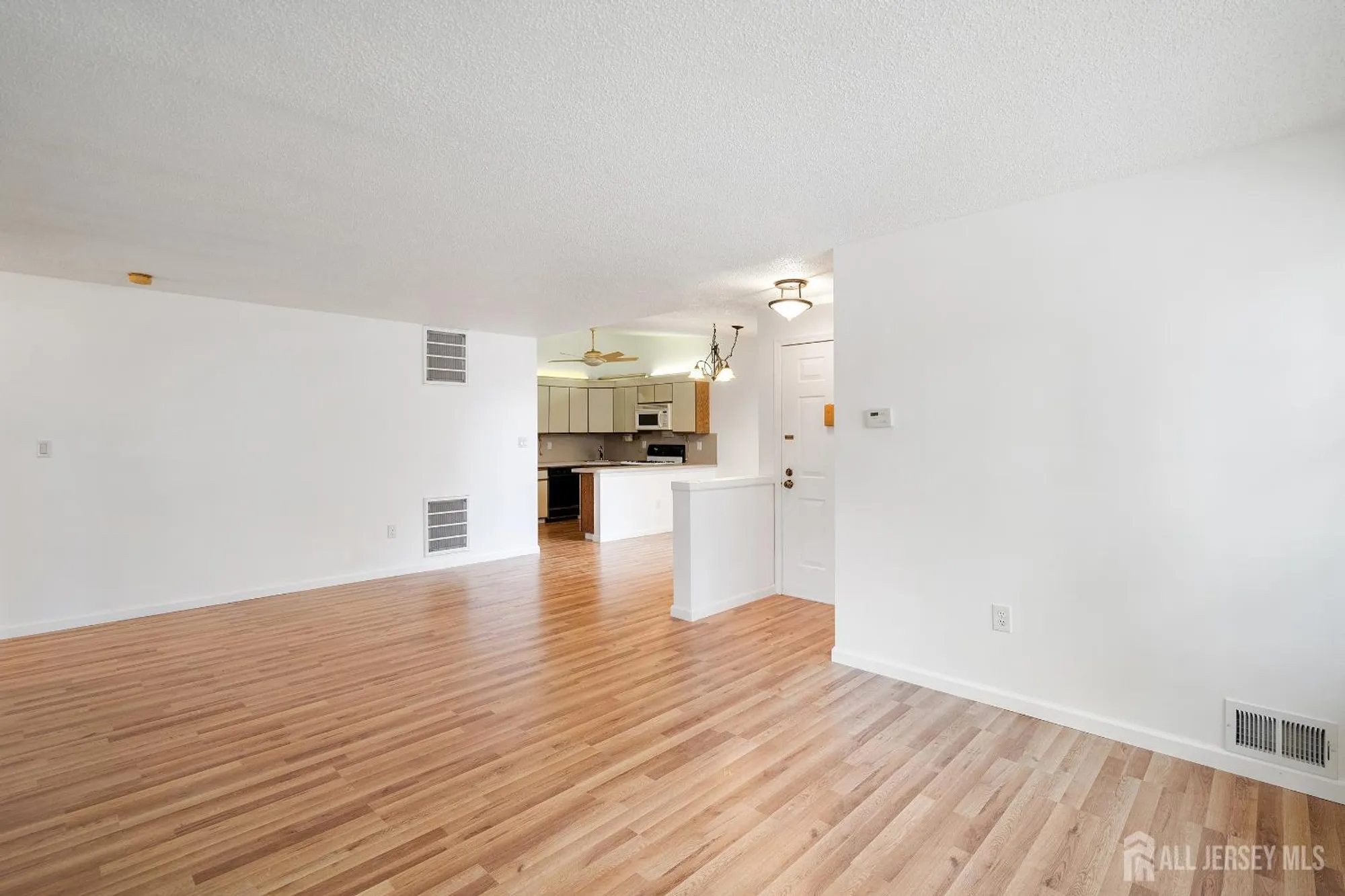 Property Slideshow image 7 of 26 | 89 griggs pl, East Brunswick, NJ, 08816