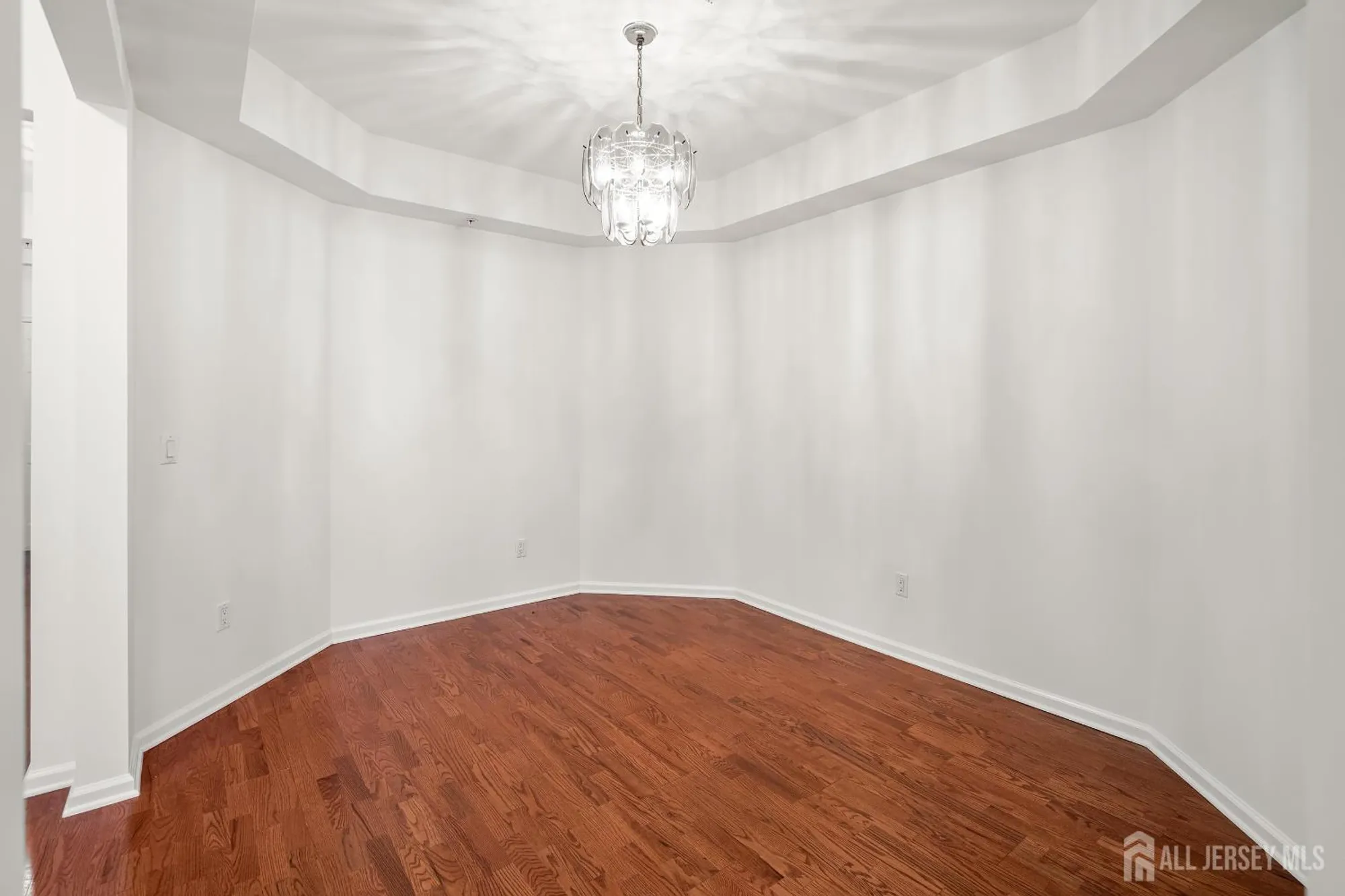 Property Slideshow image 7 of 39 | 1204 cedar village blvd # 204, East Brunswick, NJ, 08816