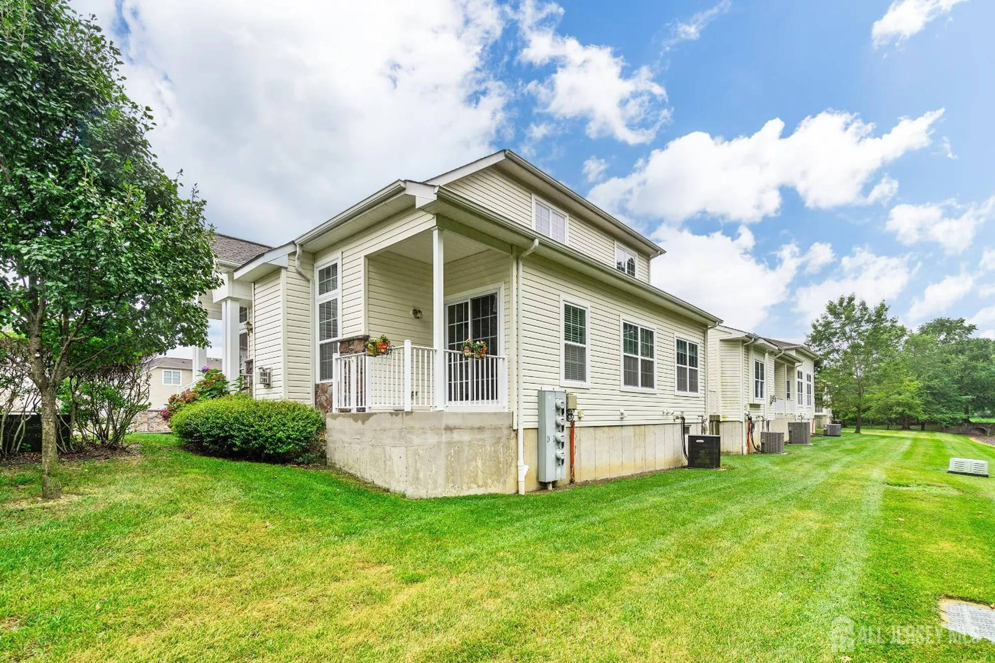 Property Slideshow image 8 of 45 | 5201 schindler dr, South Brunswick, NJ, 08852