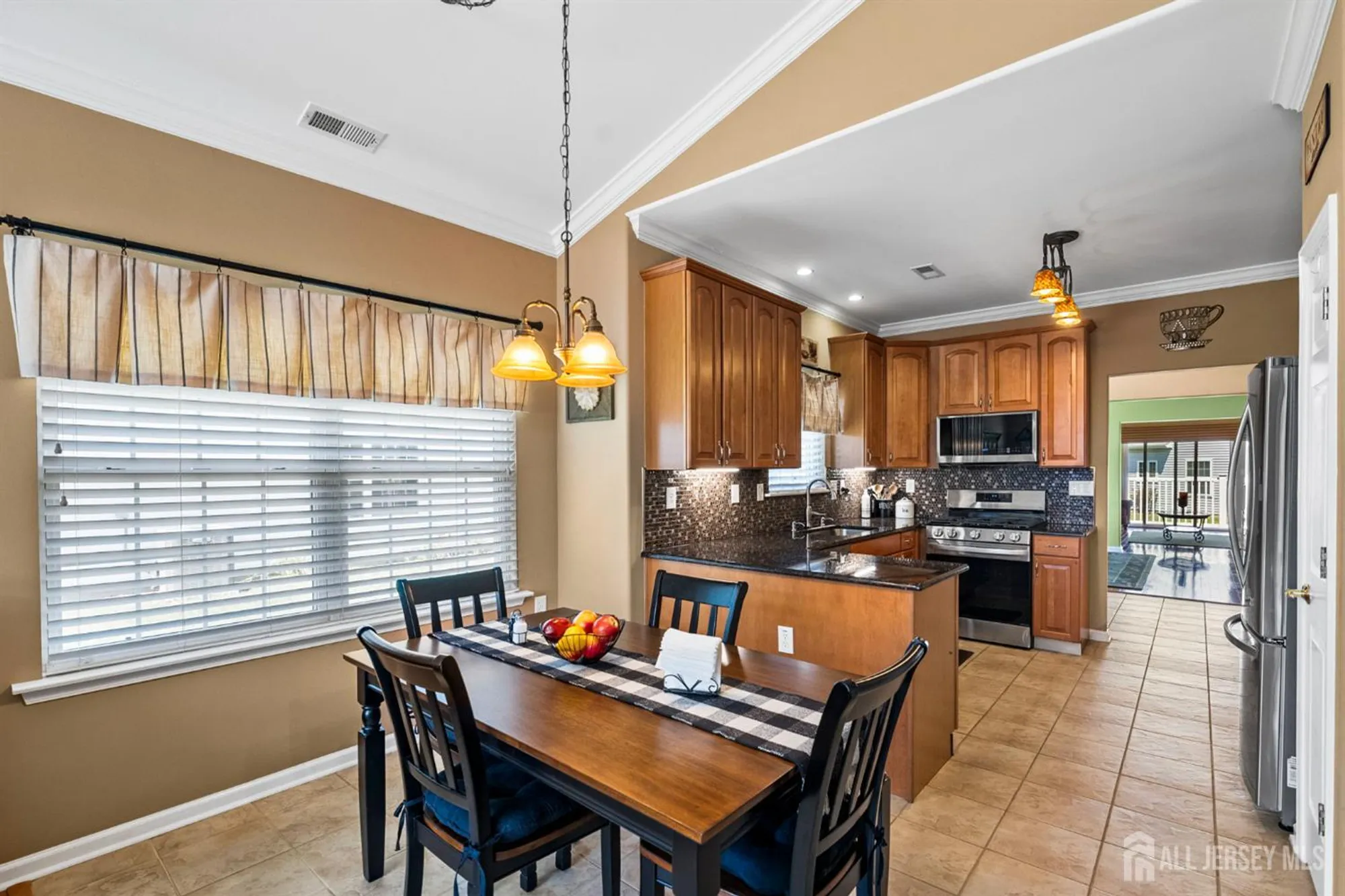 Property Slideshow image 15 of 47 | 66 vineyard ct, Monroe, NJ, 08831