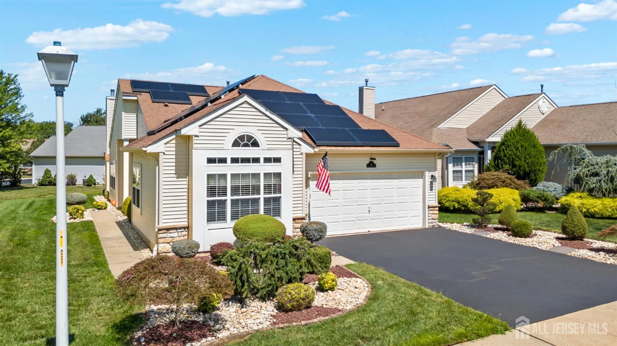 Property Slideshow image 3 of 47 | 66 vineyard ct, Monroe, NJ, 08831