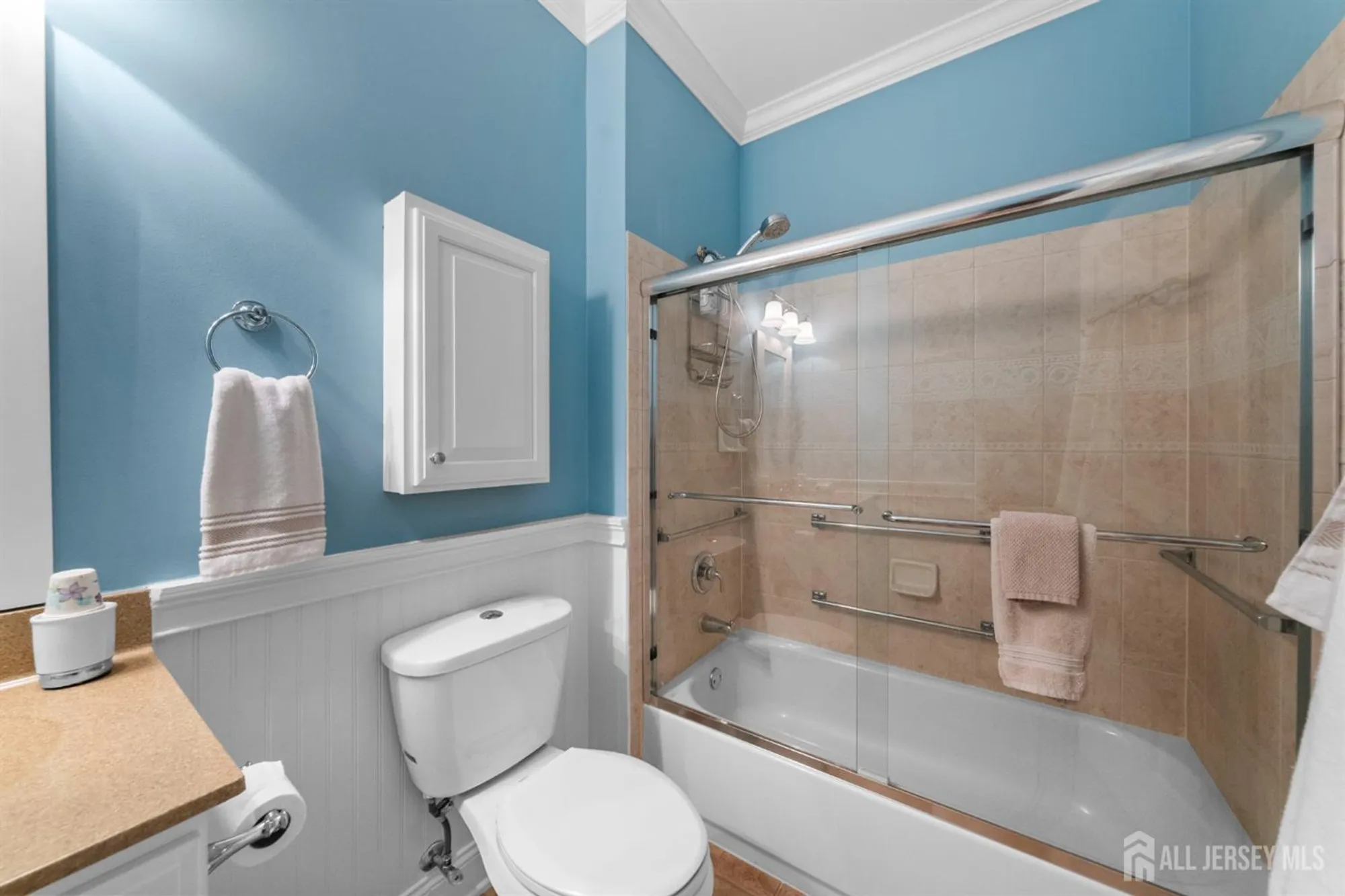 Property Slideshow image 37 of 47 | 66 vineyard ct, Monroe, NJ, 08831