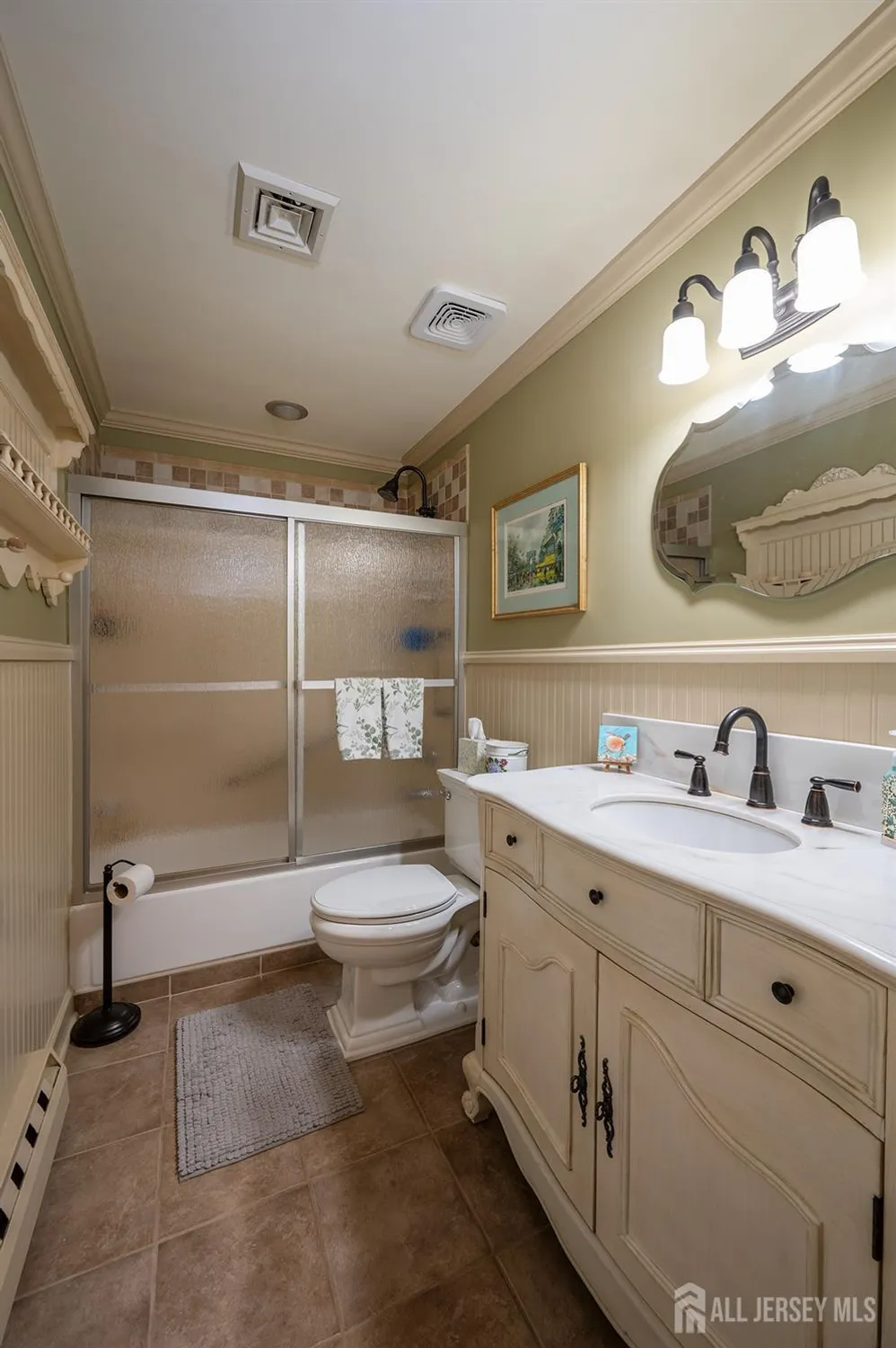 Property Slideshow image 14 of 17 | 169 laurel plz c, Monroe, NJ, 08831