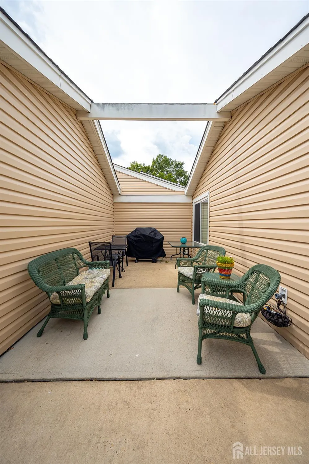 Property Slideshow image 17 of 17 | 169 laurel plz c, Monroe, NJ, 08831