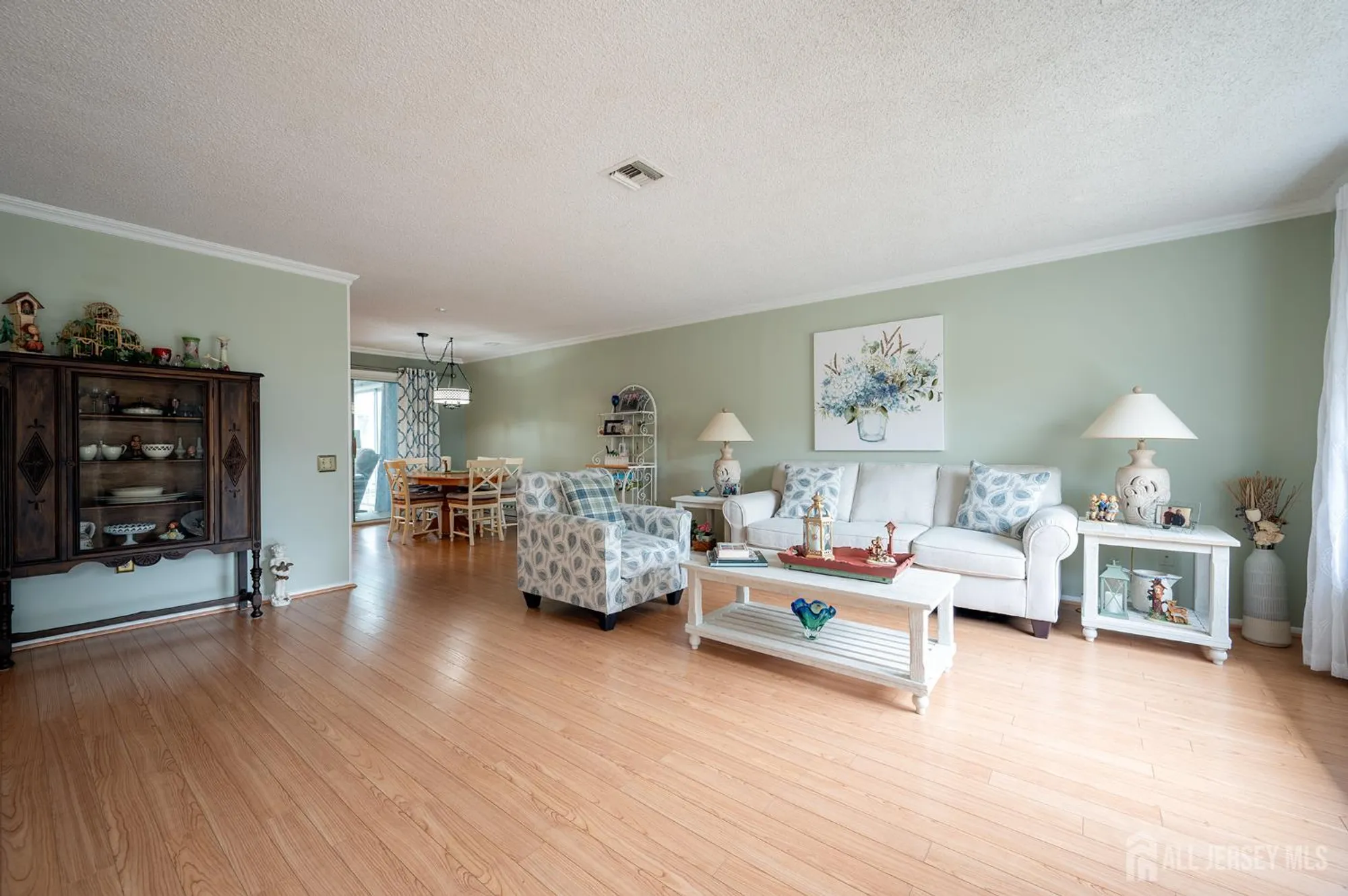 Property Slideshow image 4 of 17 | 169 laurel plz c, Monroe, NJ, 08831