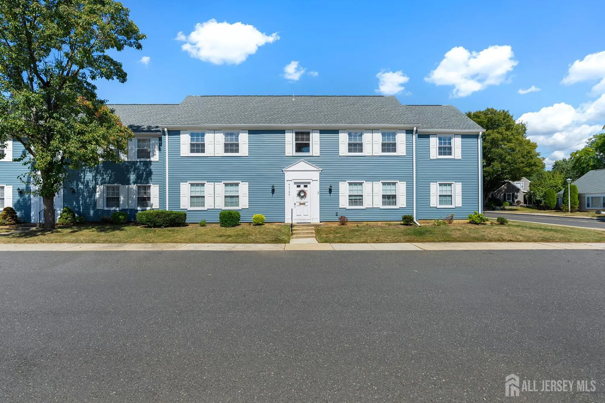 Property Slideshow image 1 of 44 | 219 manchester ln n, Monroe, NJ, 08831