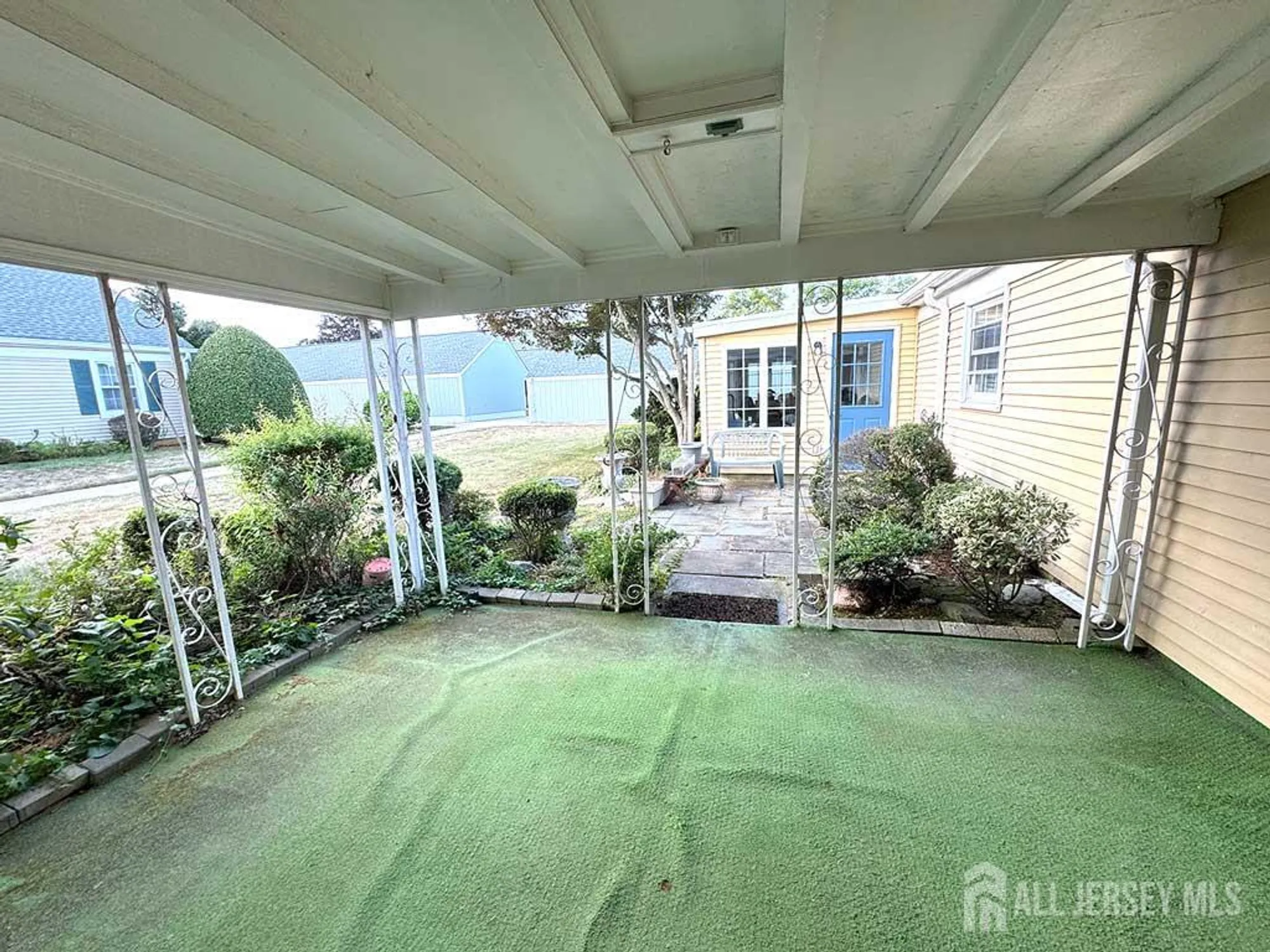 Property Slideshow image 6 of 11 | 197 mayflower way b, Monroe, NJ, 08831