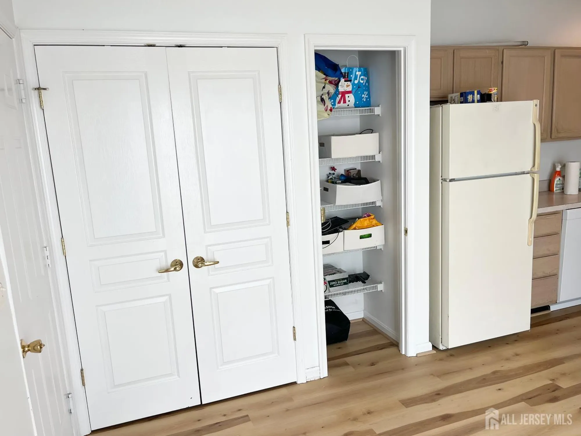 Property Slideshow image 5 of 18 | 409 harrier dr, Monroe, NJ, 08831