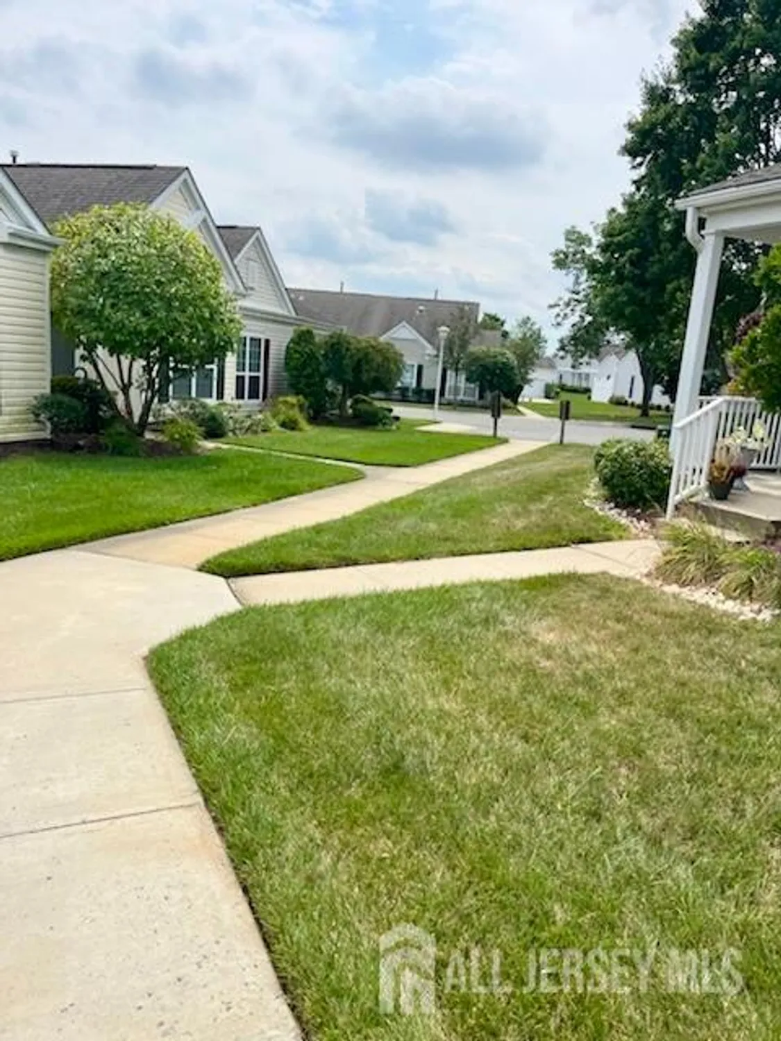 Property Slideshow image 18 of 18 | 409 harrier dr, Monroe, NJ, 08831