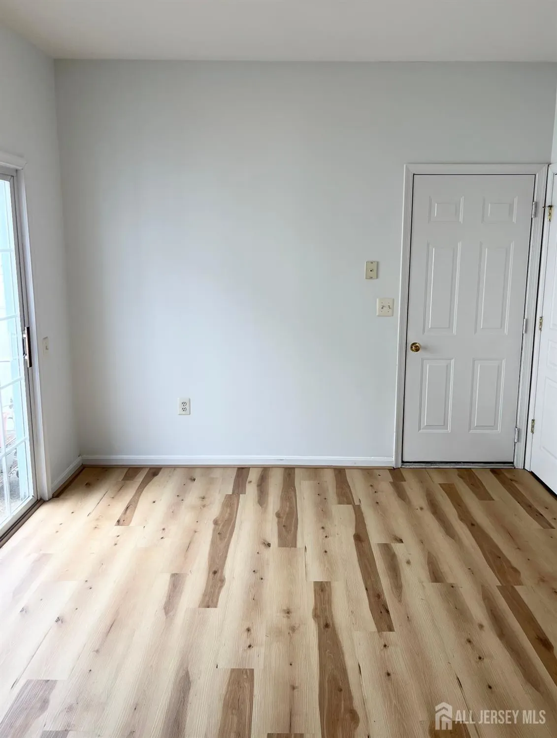 Property Slideshow image 6 of 18 | 409 harrier dr, Monroe, NJ, 08831