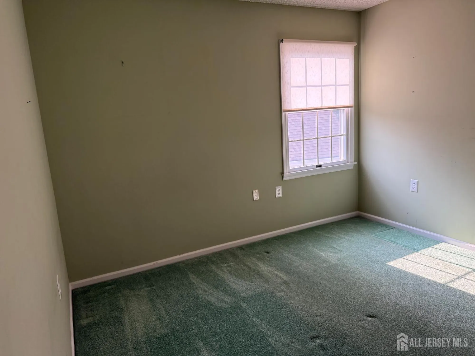 Property Slideshow image 42 of 60 | 1 westboro ln, Monroe, NJ, 08831