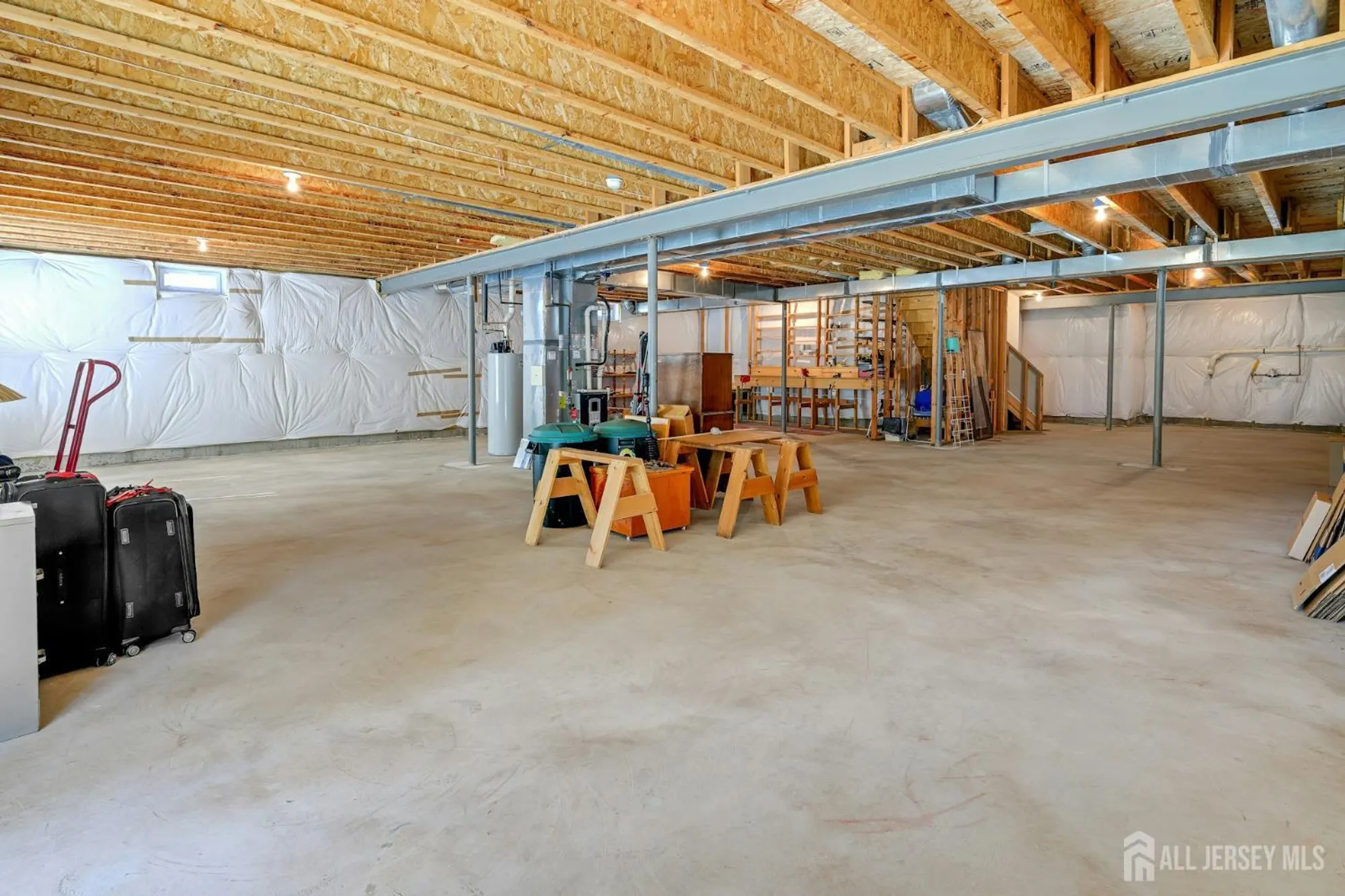 Property Slideshow image 26 of 39 | 476 crossfields ln, Somerset, NJ, 08873