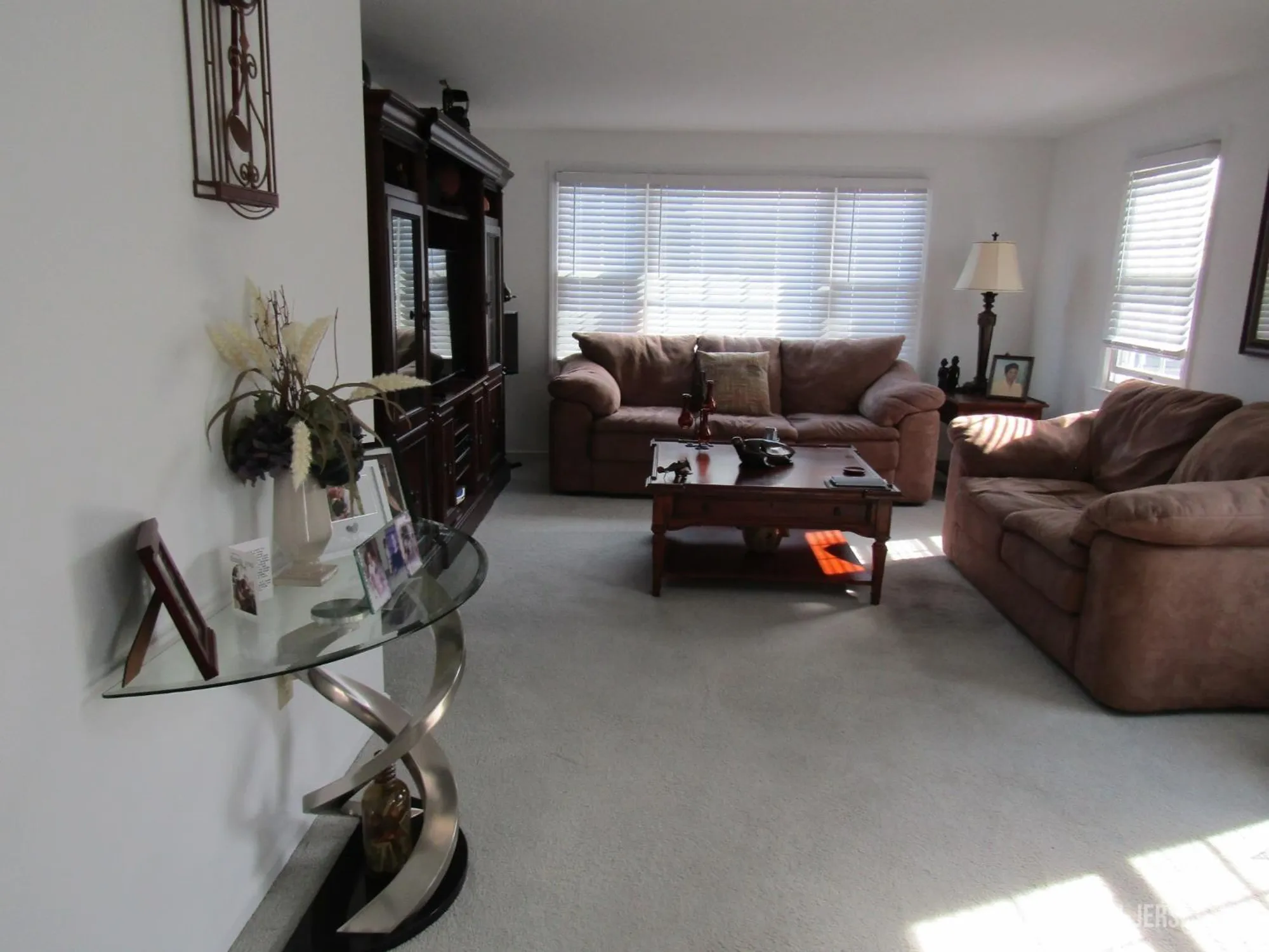 Property Slideshow image 3 of 21 | 120 rossmoor dr n, Monroe, NJ, 08831