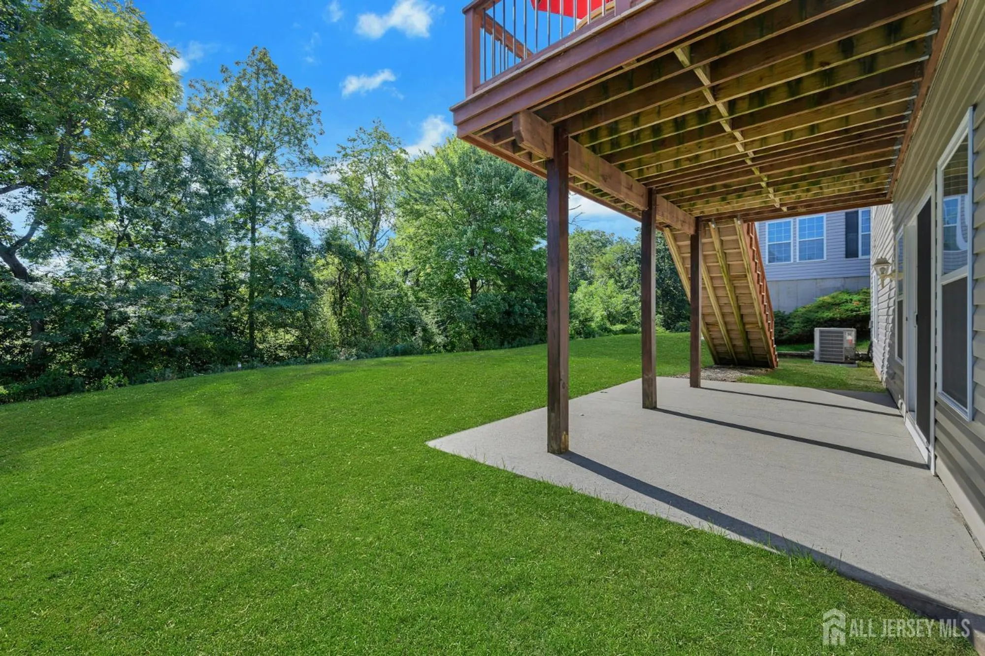 Property Slideshow image 28 of 39 | 476 crossfields ln, Somerset, NJ, 08873