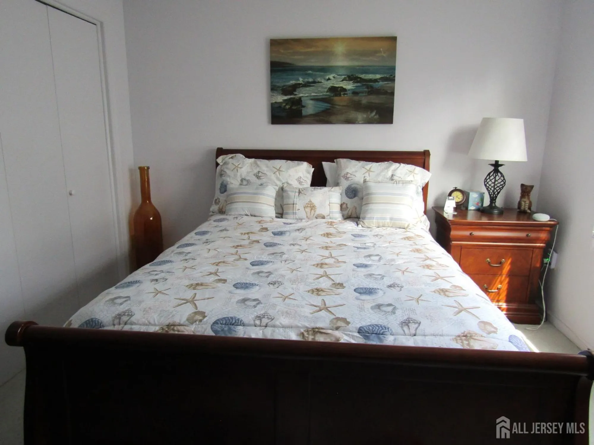 Property Slideshow image 16 of 21 | 120 rossmoor dr n, Monroe, NJ, 08831