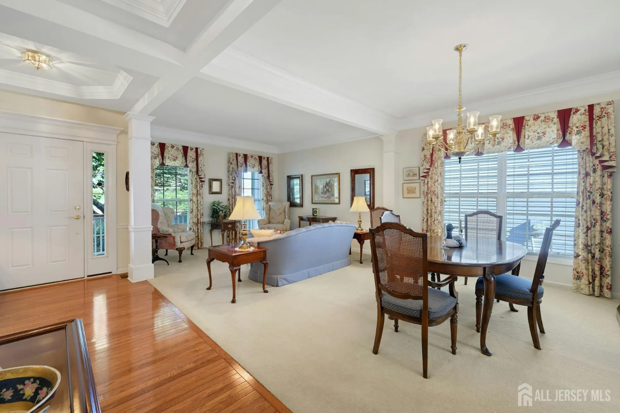 Property Slideshow image 9 of 39 | 476 crossfields ln, Somerset, NJ, 08873