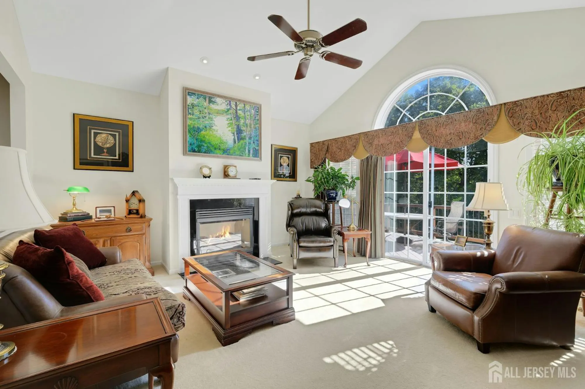 Property Slideshow image 17 of 39 | 476 crossfields ln, Somerset, NJ, 08873