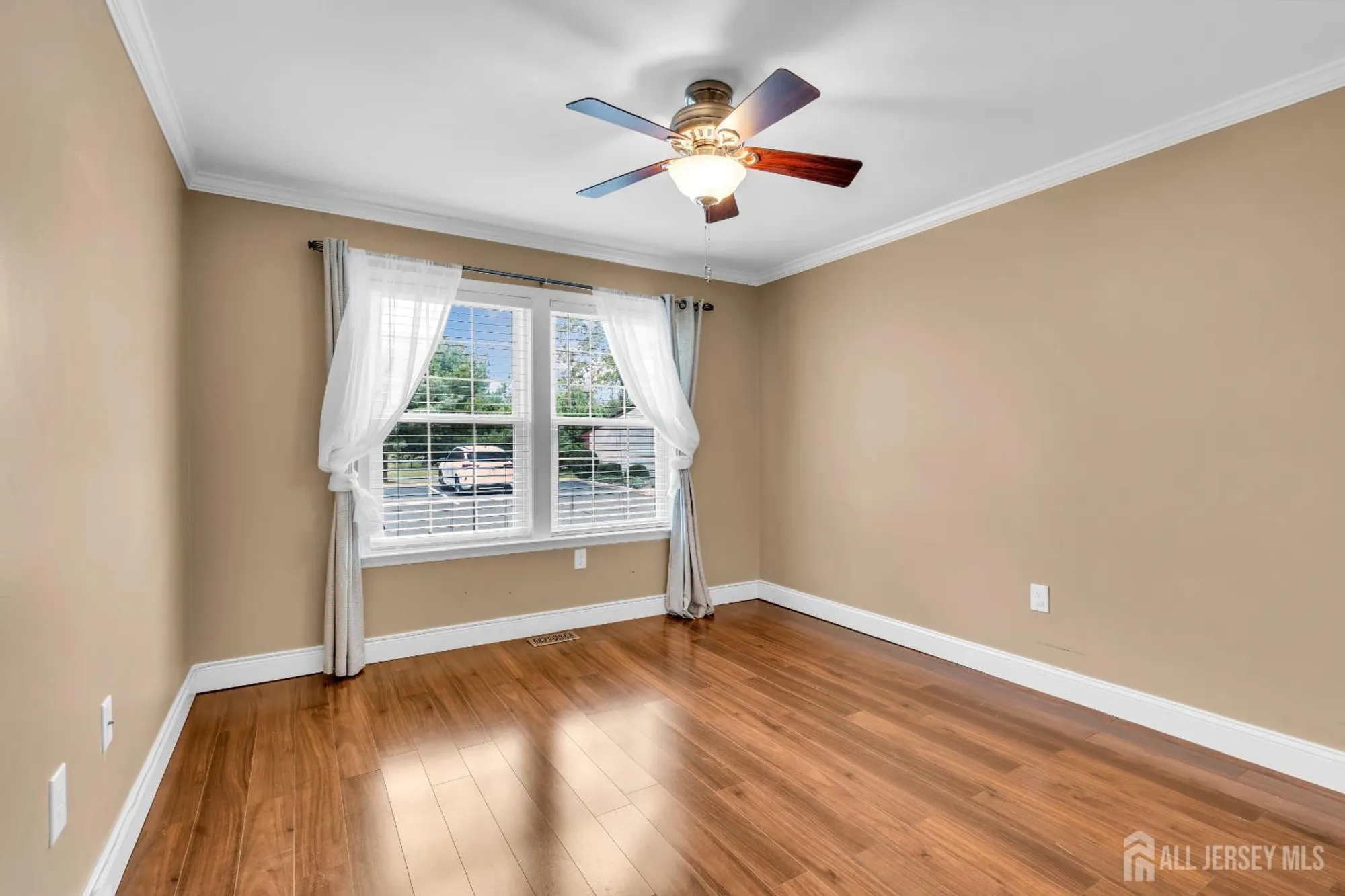 Property Slideshow image 15 of 23 | 27 benjamin franklin dr b, Monroe, NJ, 08831