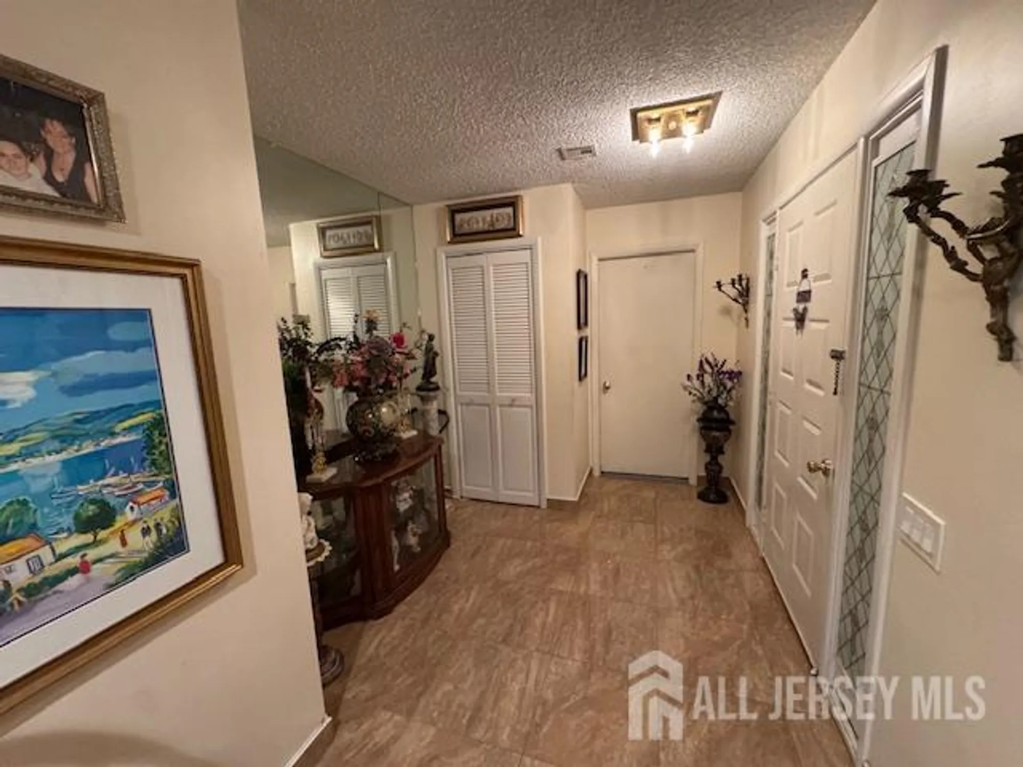 Property Slideshow image 5 of 28 | 340 quinton dr b, Monroe, NJ, 08831