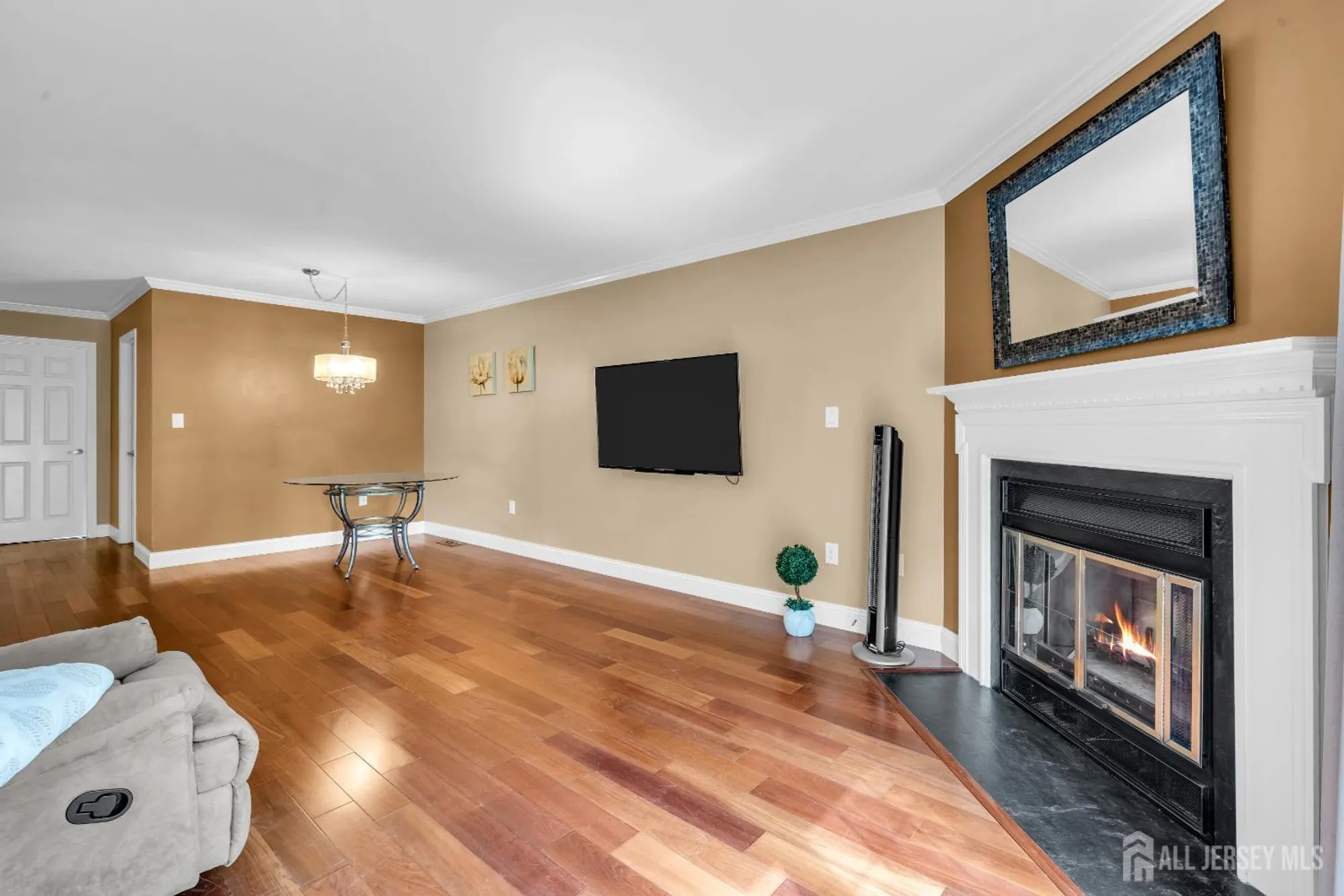 Property Slideshow image 7 of 23 | 27 benjamin franklin dr b, Monroe, NJ, 08831