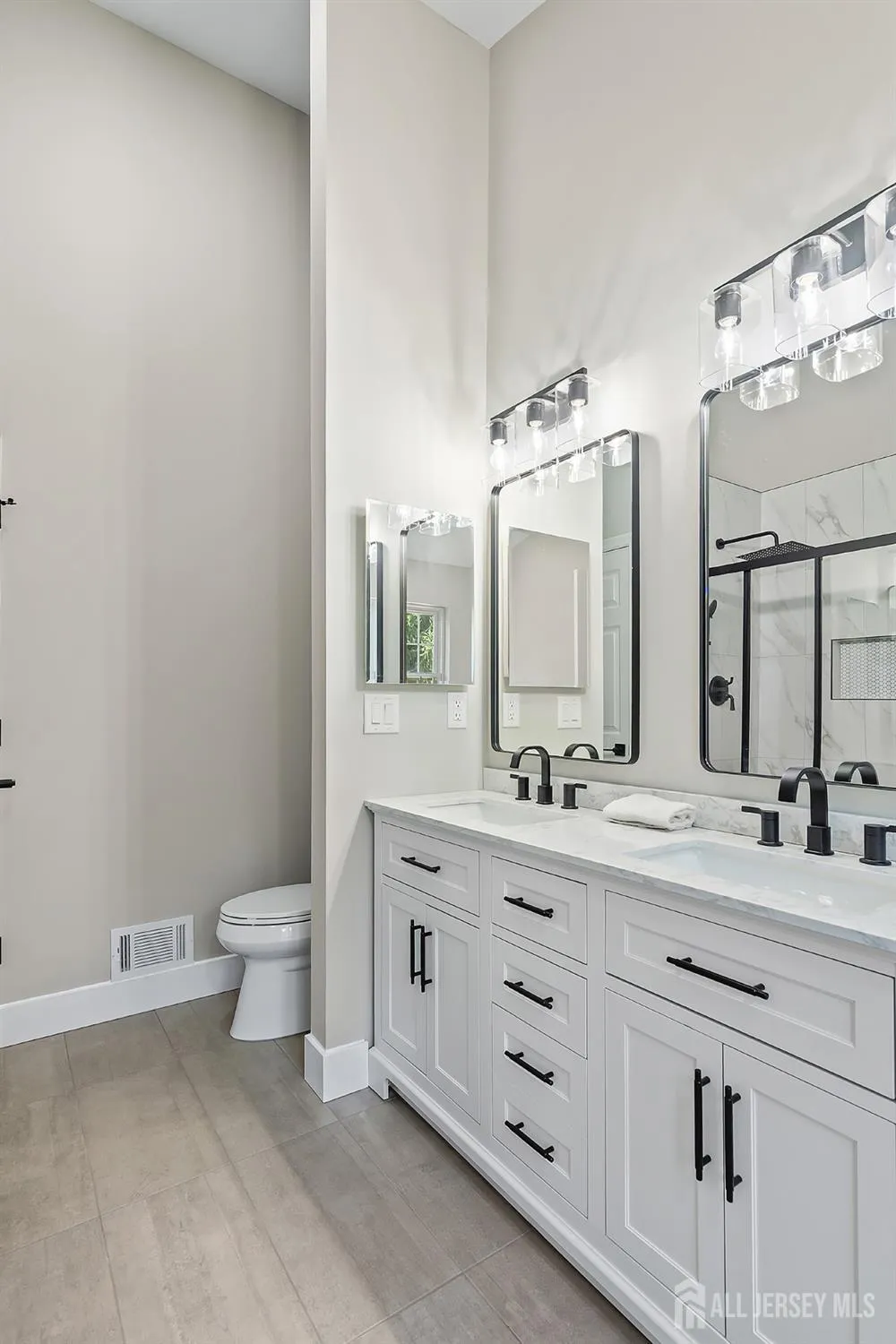 Property Slideshow image 24 of 37 | 36 congressional rd, Jackson, NJ, 08527