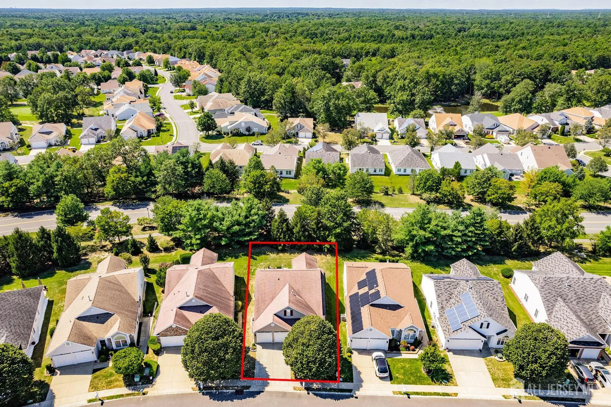 Property Slideshow image 5 of 37 | 36 congressional rd, Jackson, NJ, 08527