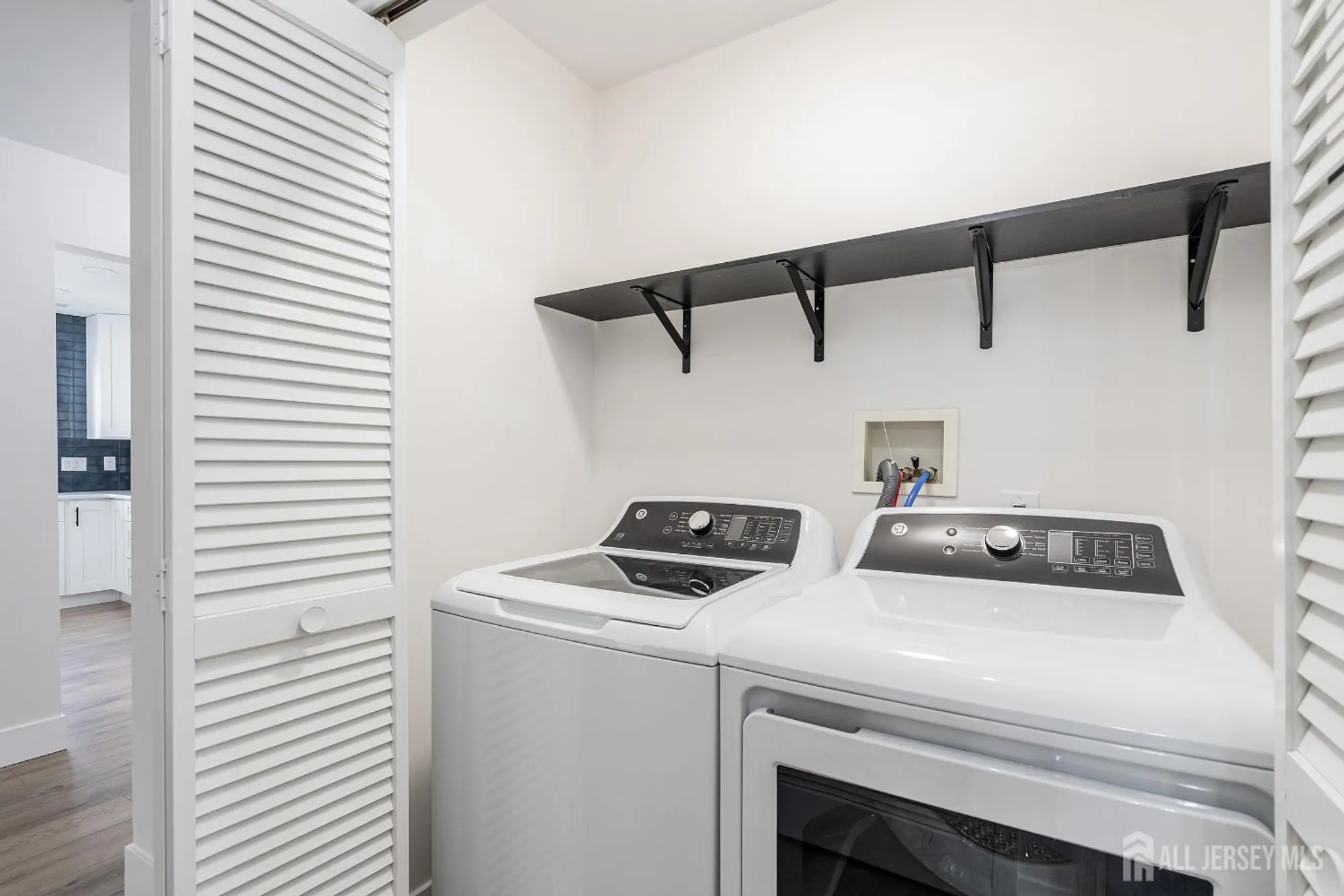 Property Slideshow image 27 of 37 | 36 congressional rd, Jackson, NJ, 08527