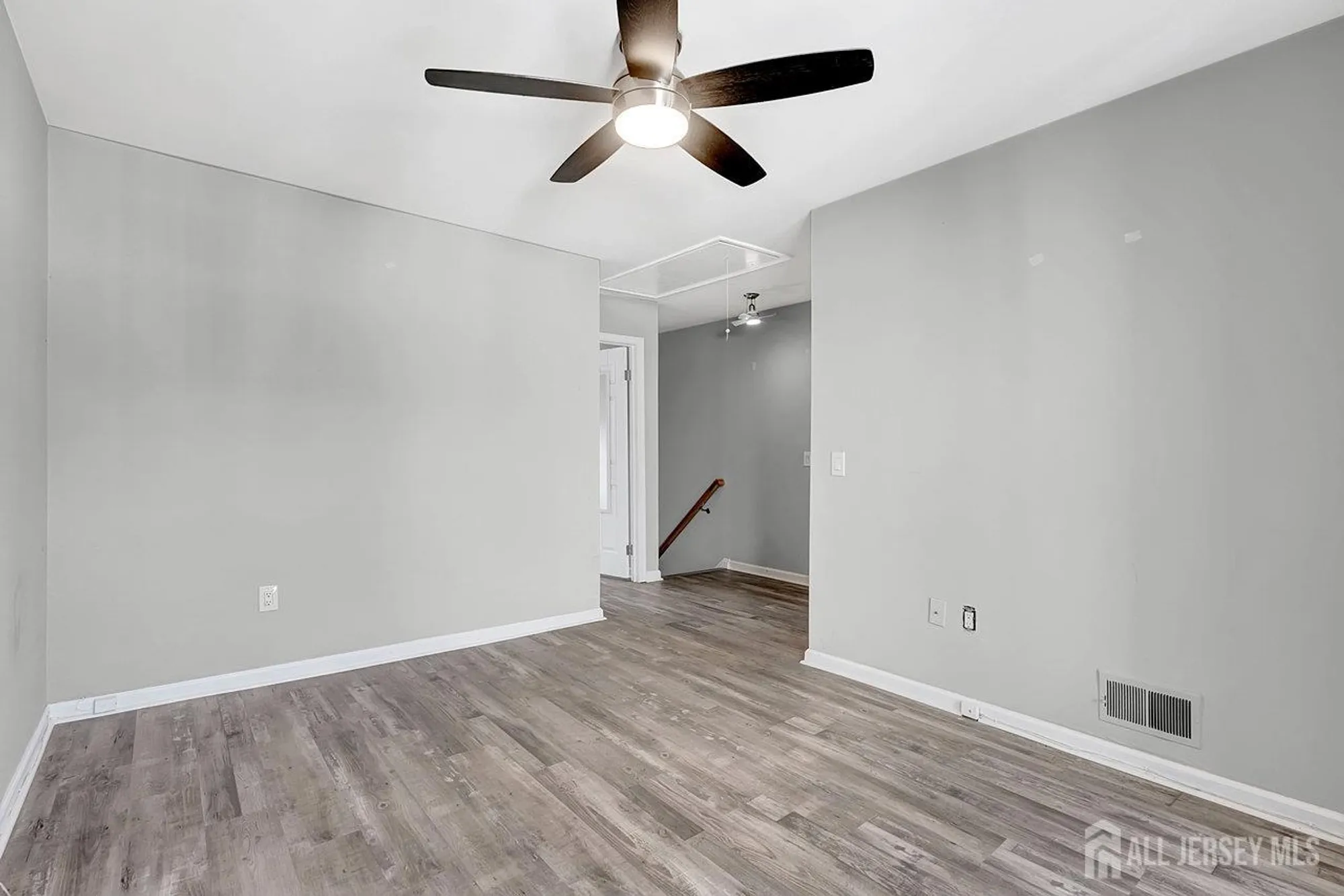 Property Slideshow image 3 of 17 | 14 california ct, Matawan, NJ, 07747