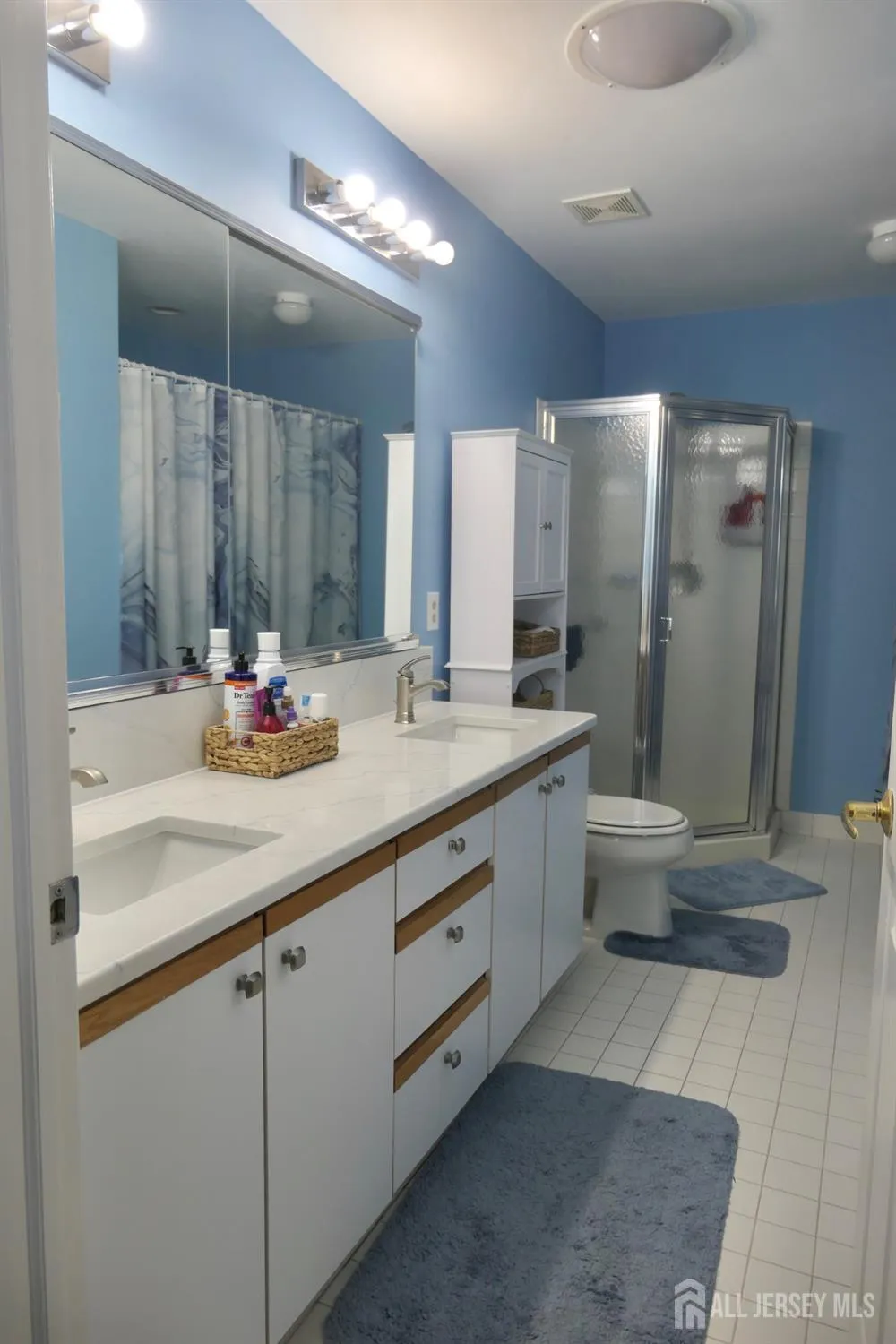 Property Slideshow image 21 of 30 | 110 waterside blvd, Monroe, NJ, 08831